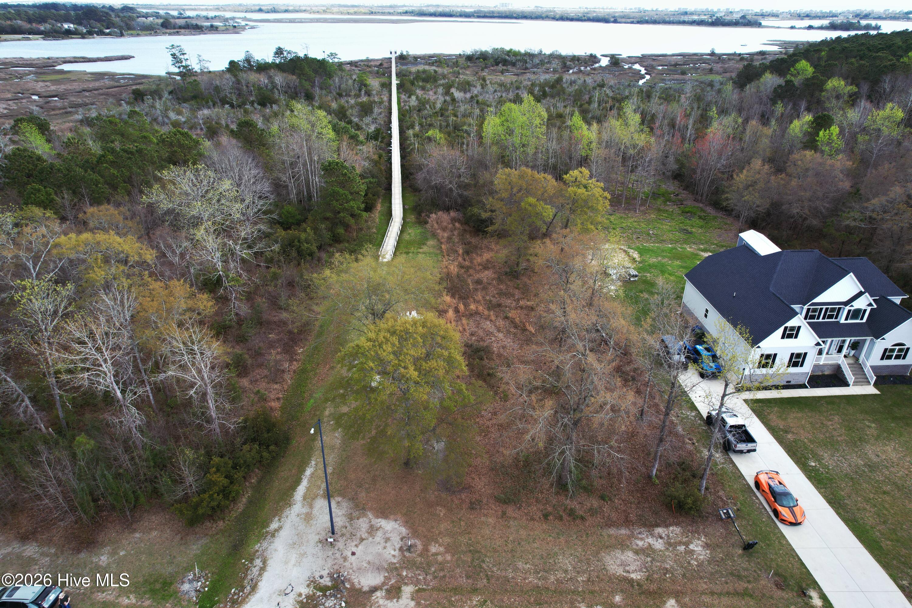 100484468 | Photo 10