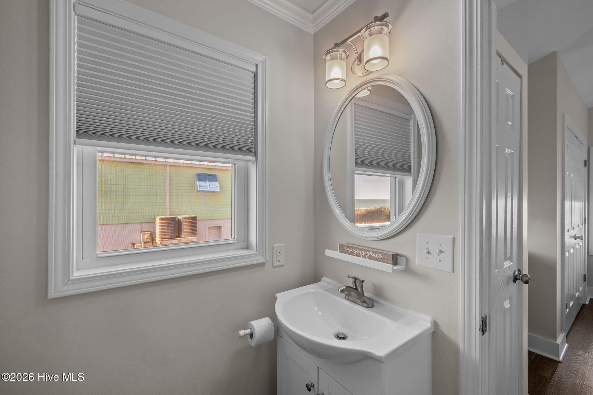 100552483 | Photo 17