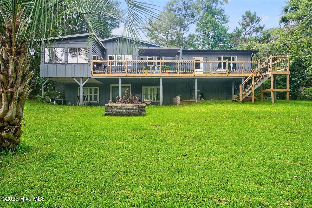 100525090 | Photo 48