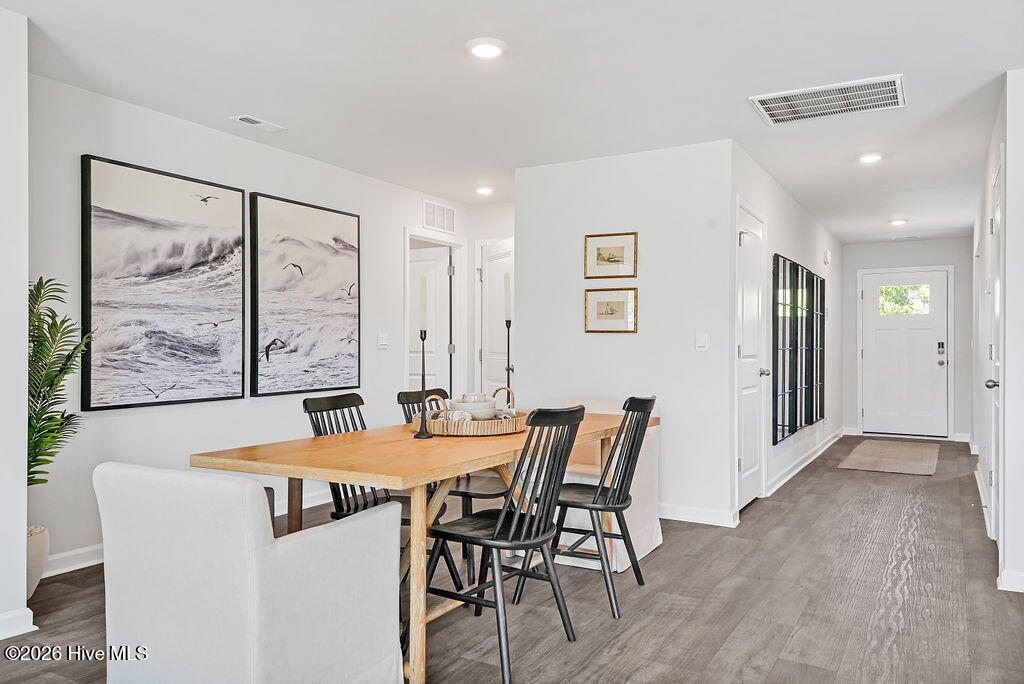 100552974 | Photo 11