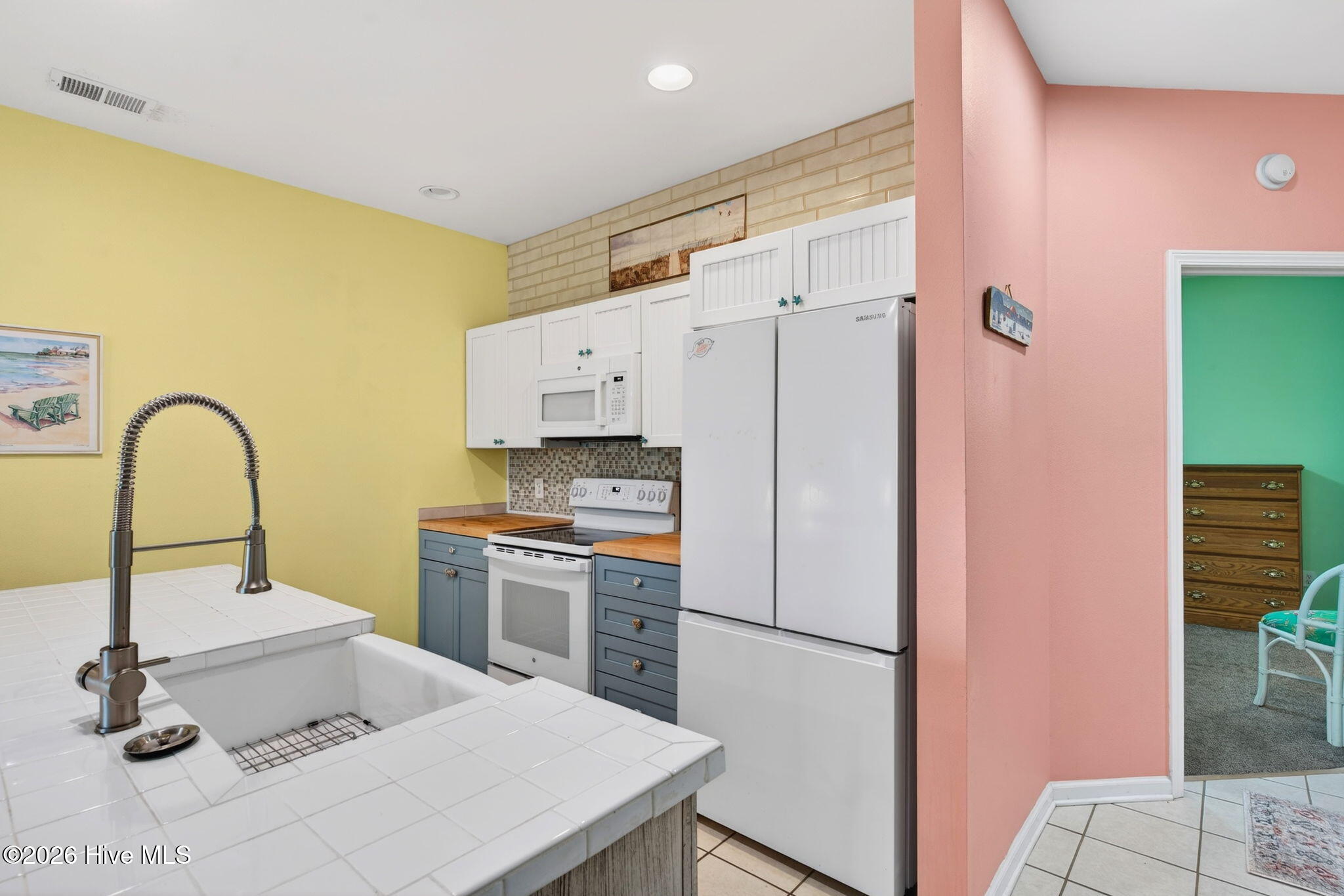 100558580 | Photo 10