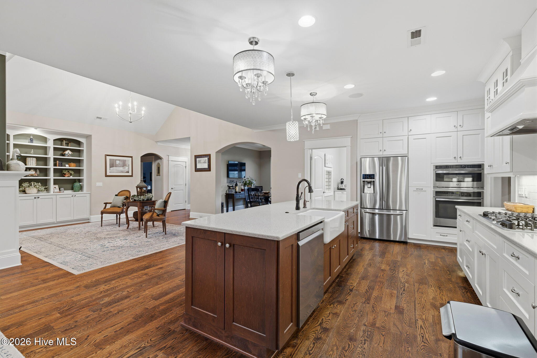 100554087 | Photo 10