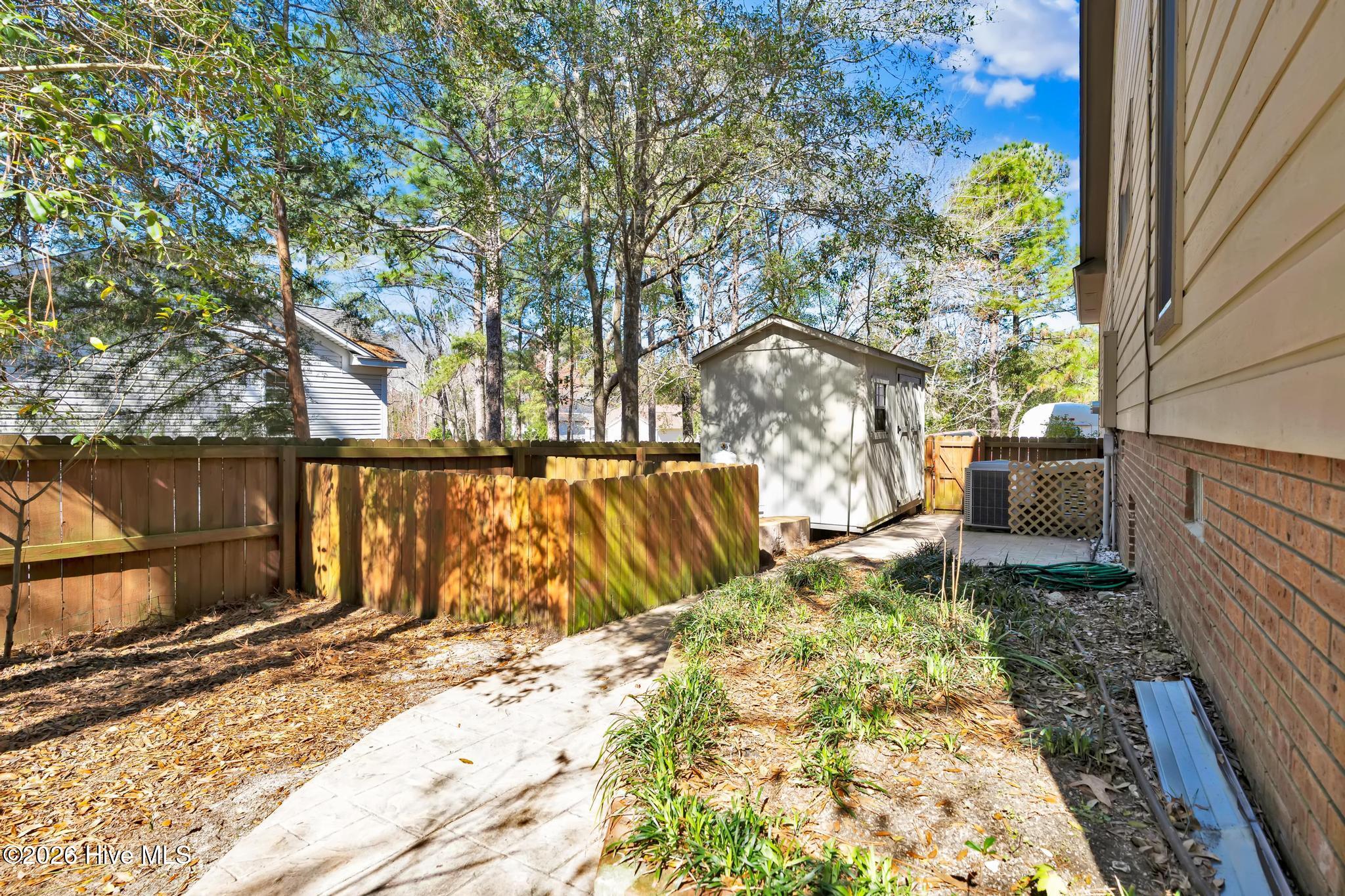 100561696 | Photo 27