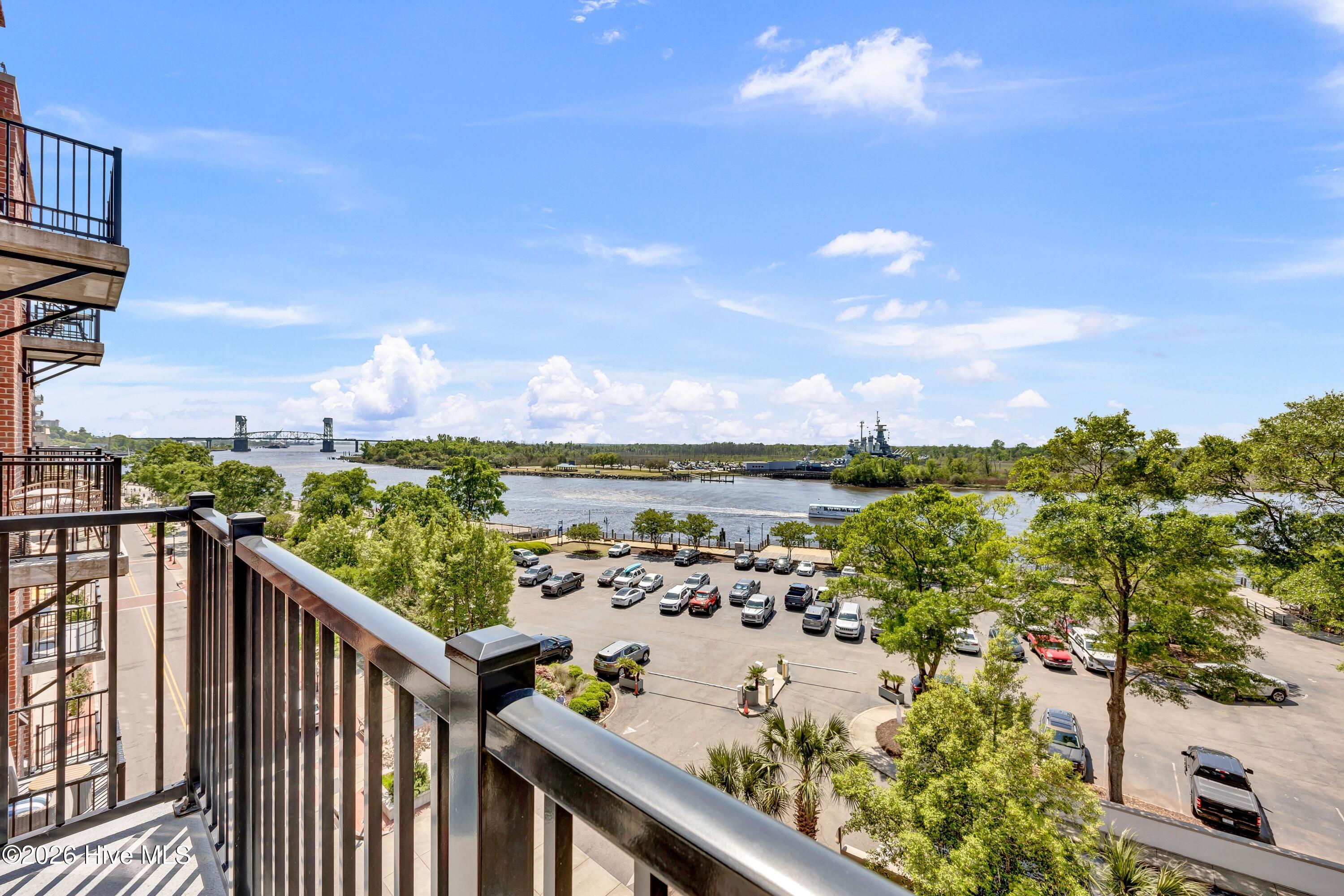 100567765 | Photo 27