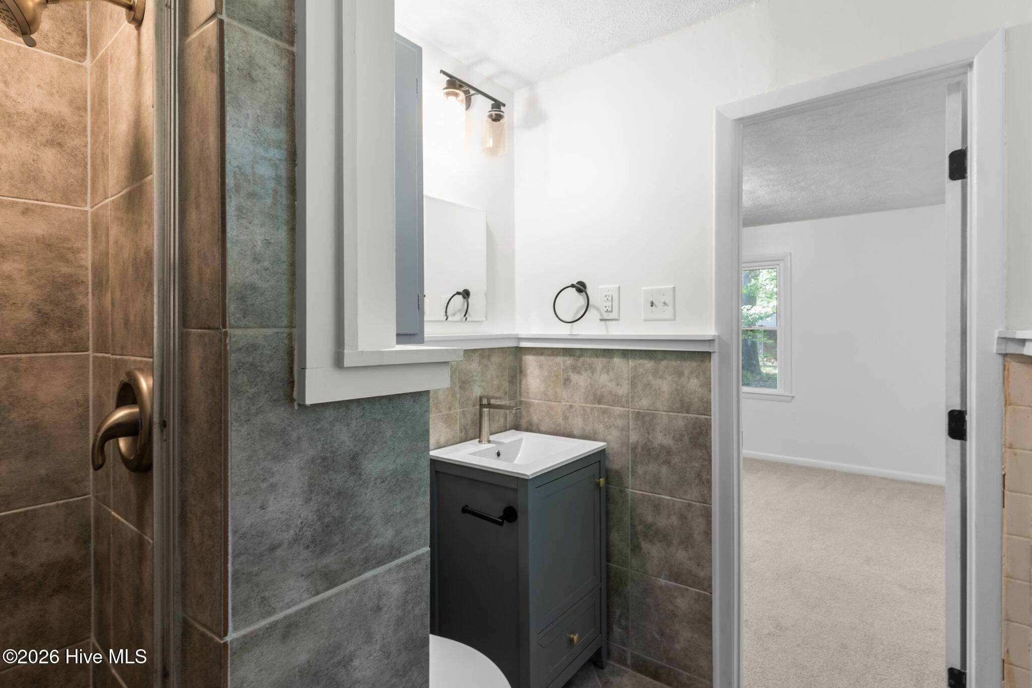 Shirley Johnson - MLS Number: 100575706