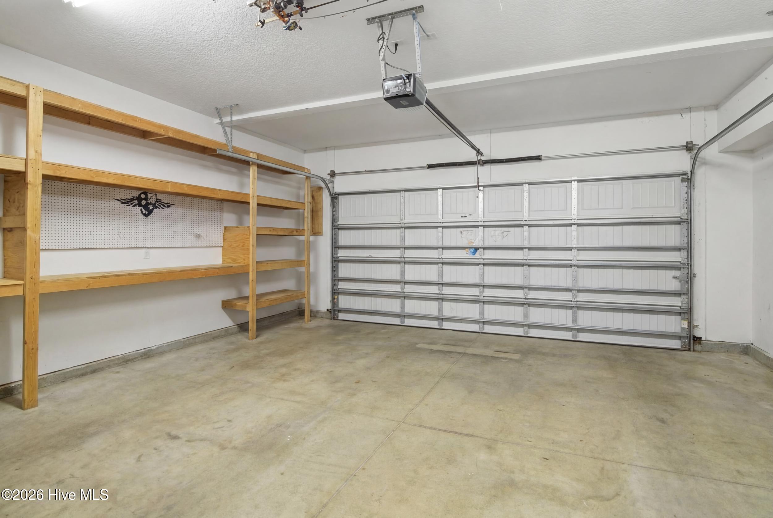 100552695 | Photo 67