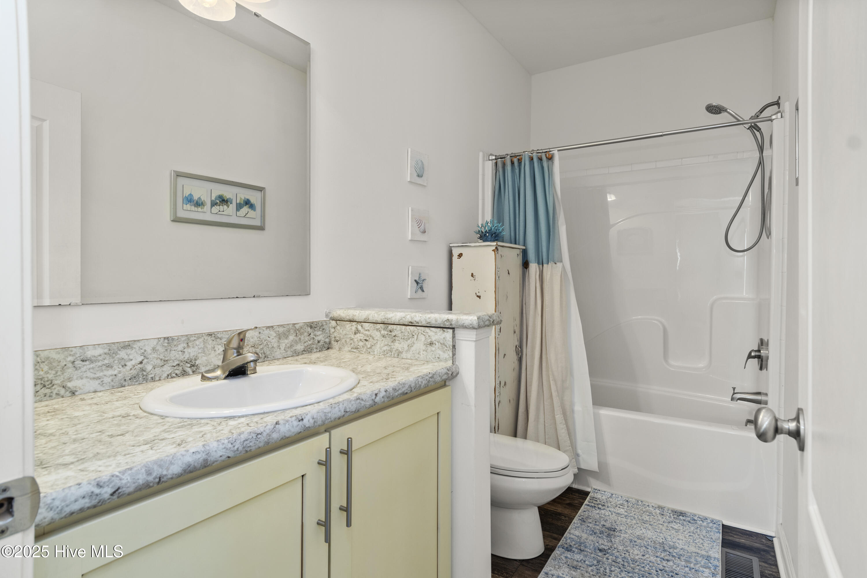 100520173 | Photo 29