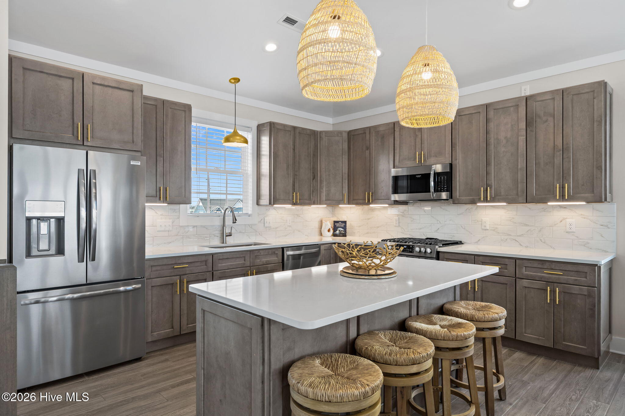 100555174 | Photo 26