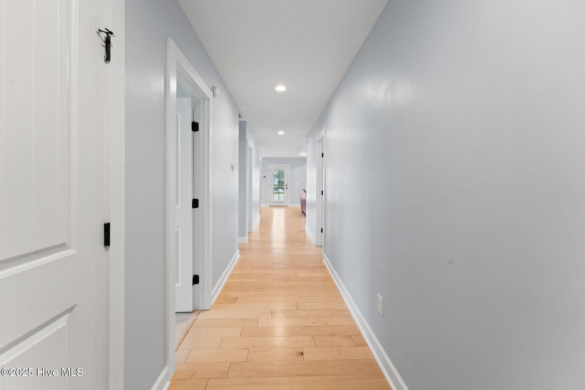 100538896 | Photo 19