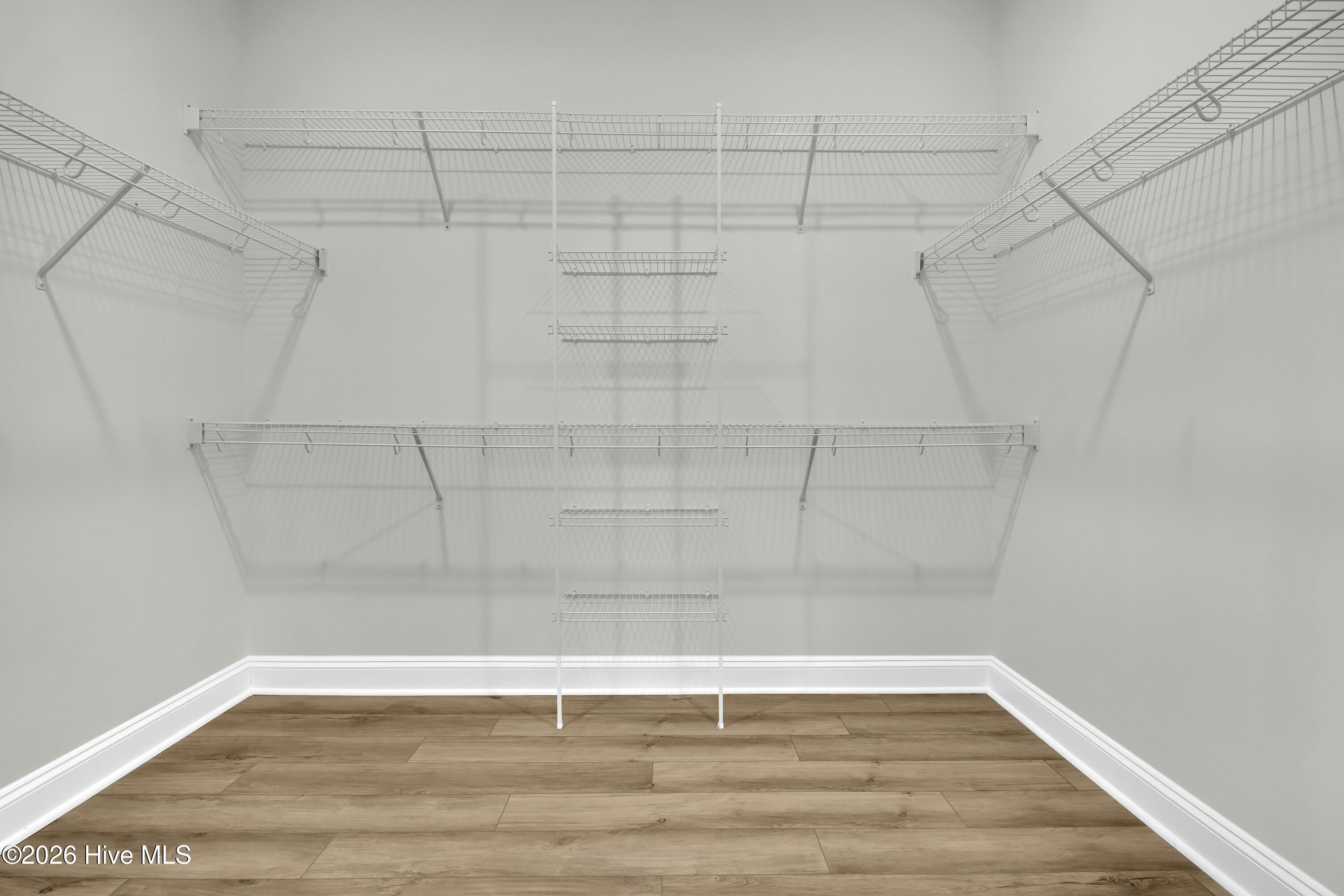 100552791 | Photo 38