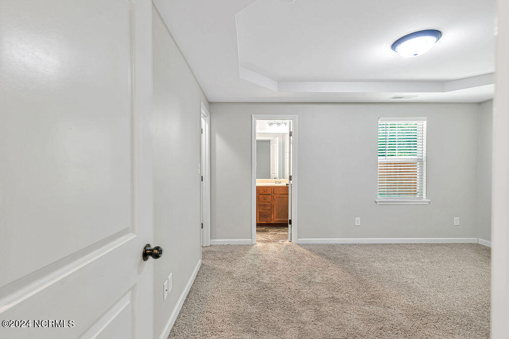 100562352 | Photo 17