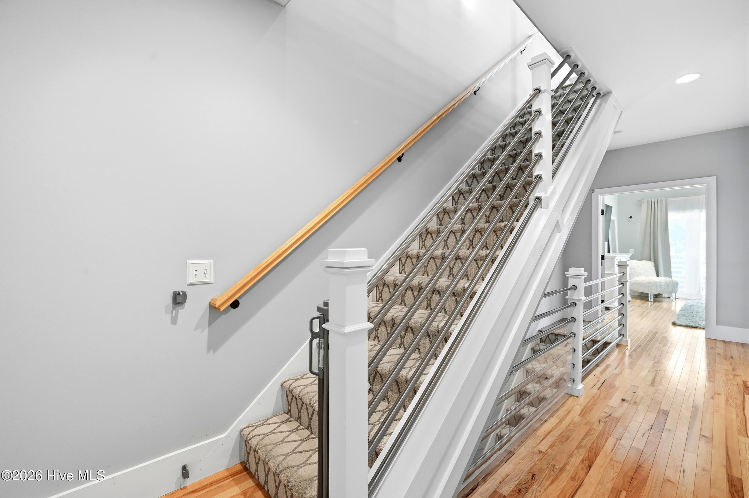 100568408 | Photo 27