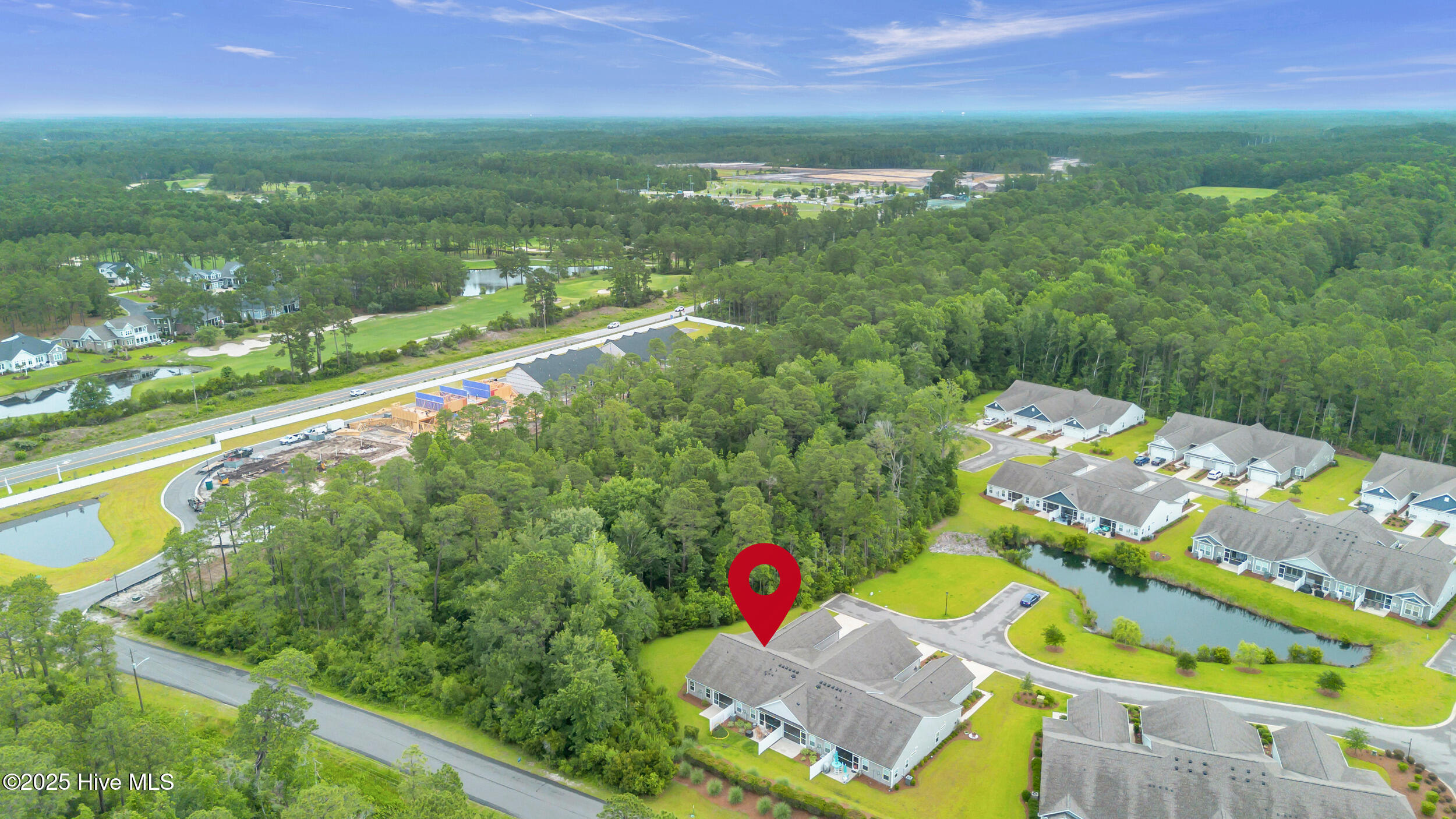 100514304 | Photo 44