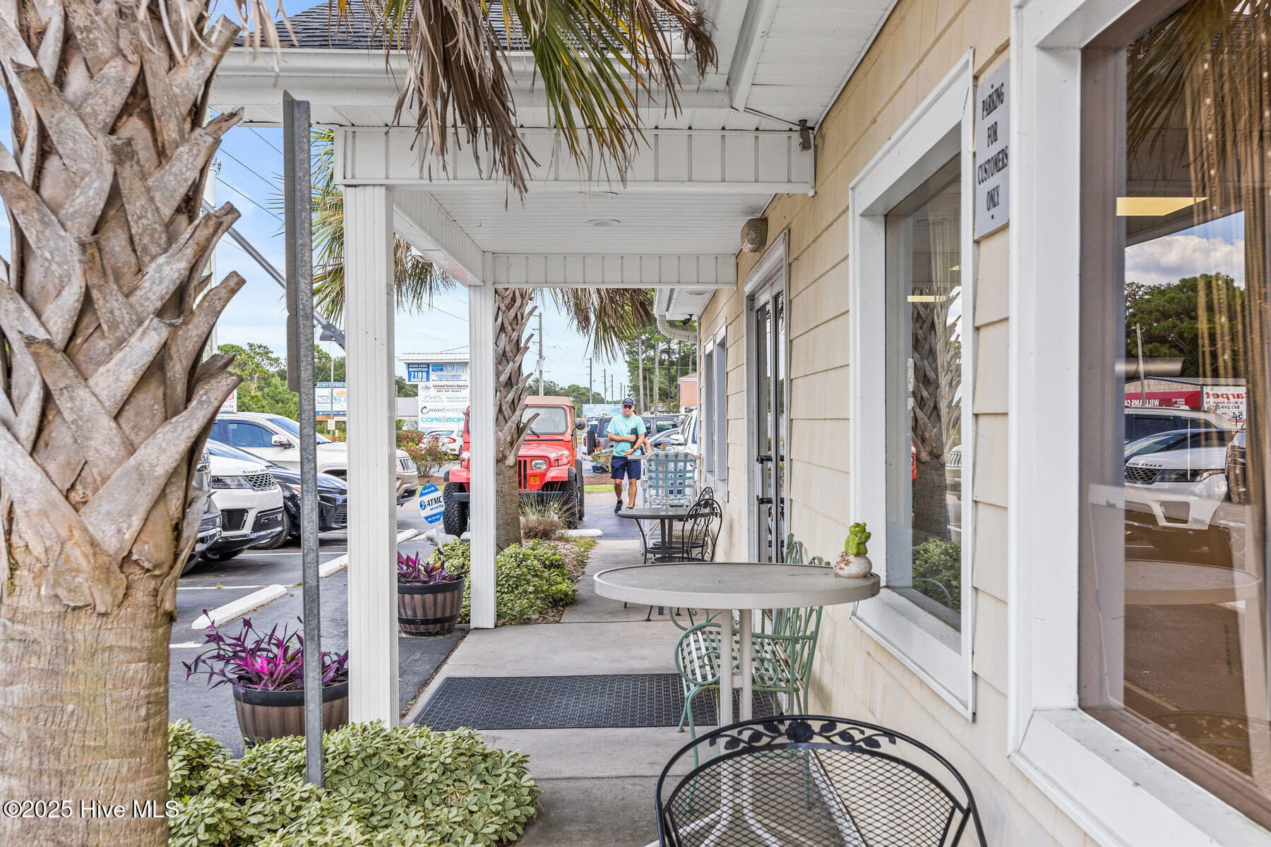 100528251 | Photo 24