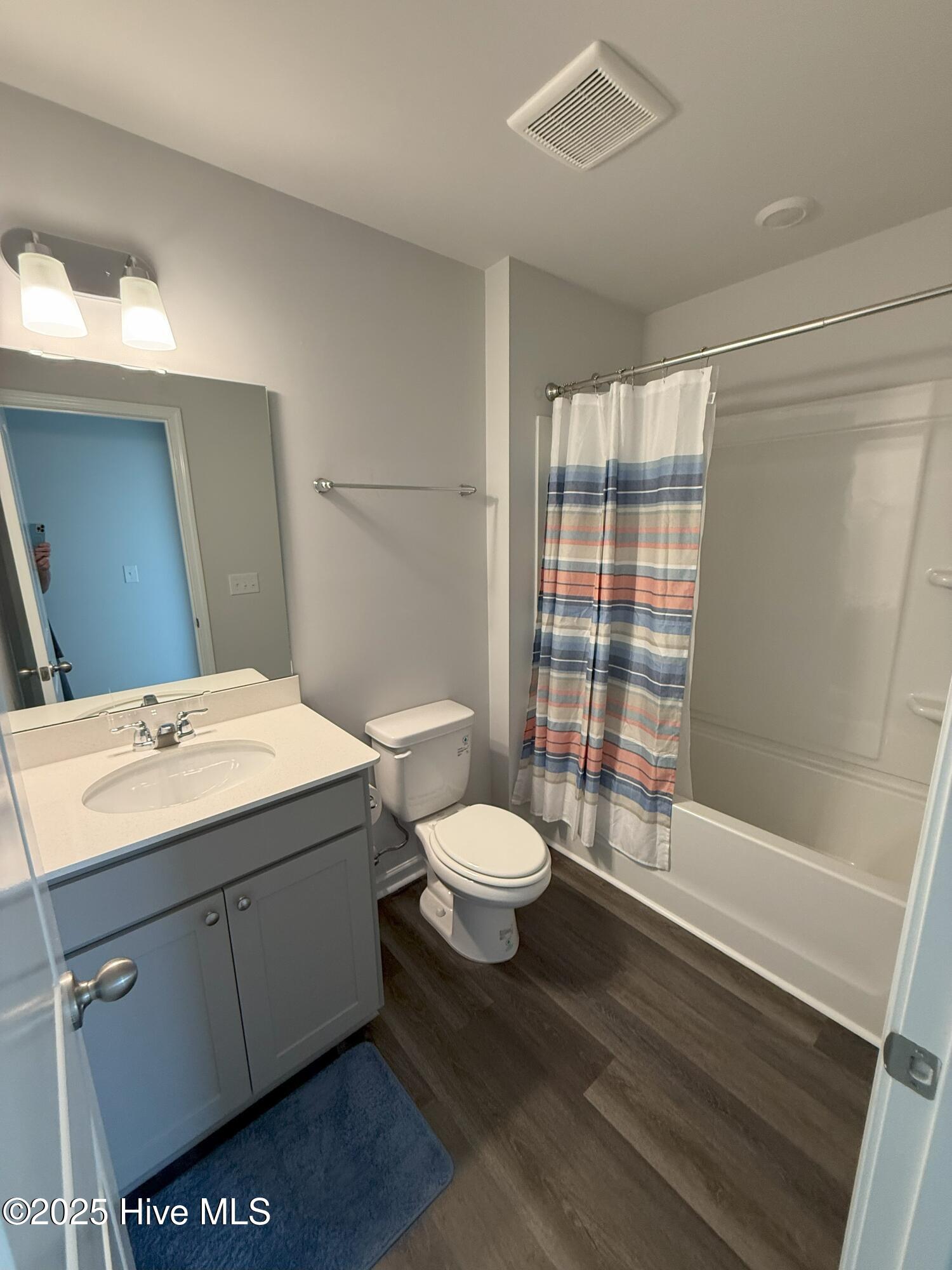 100531479 | Photo 13