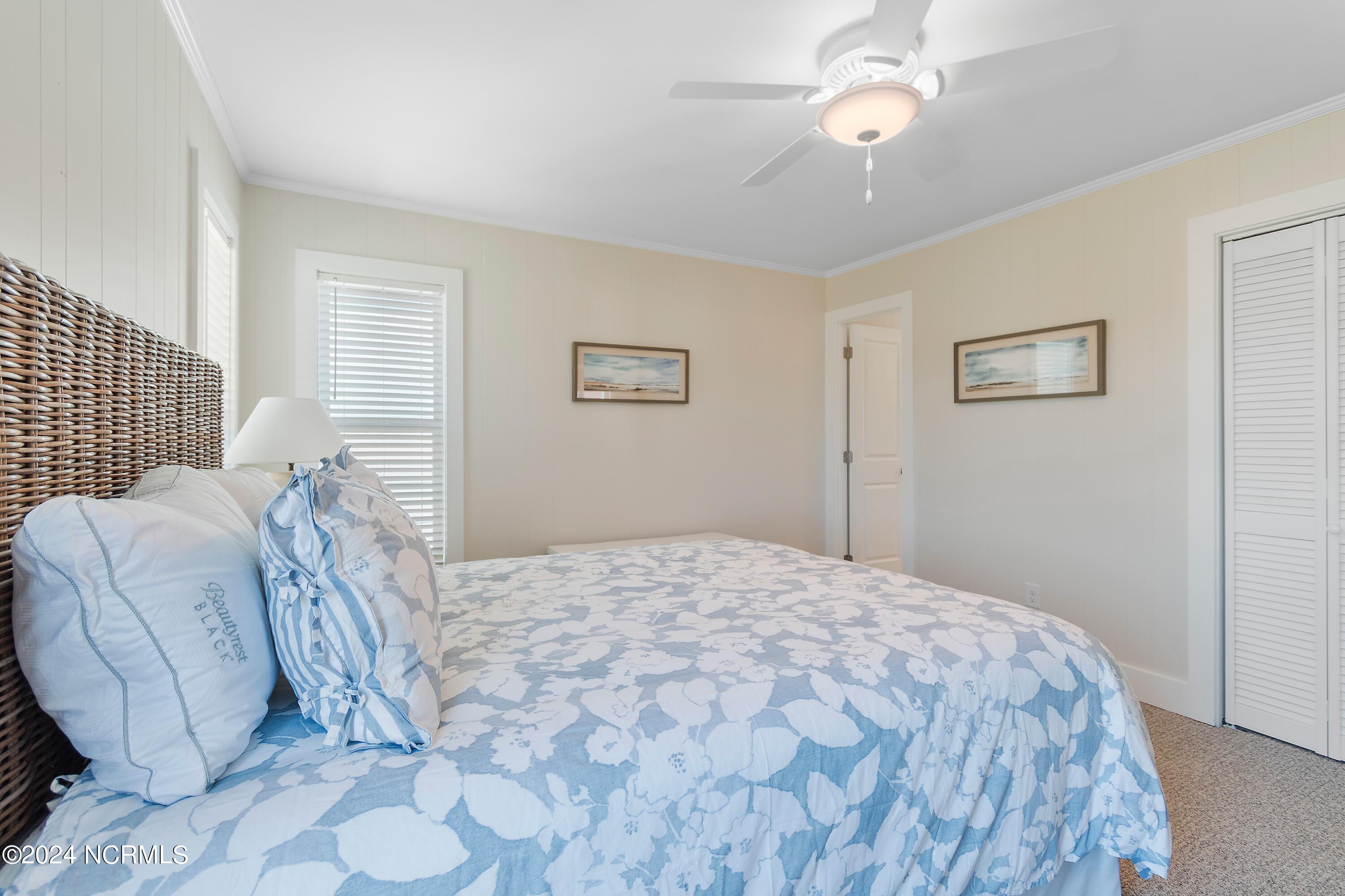 100437892 | Photo 40