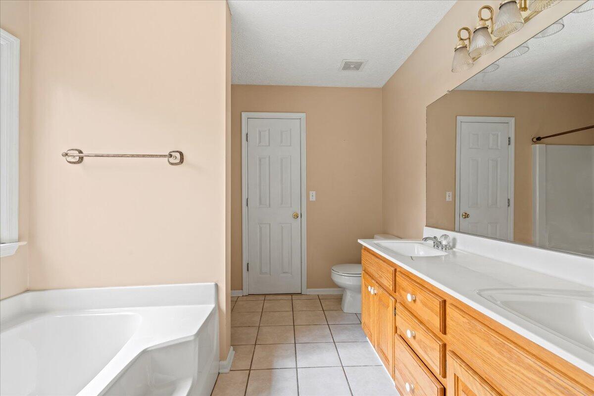 25-Master Bathroom