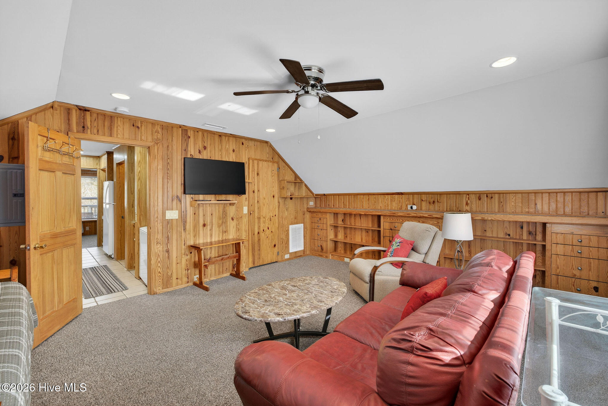 100542936 | Photo 67