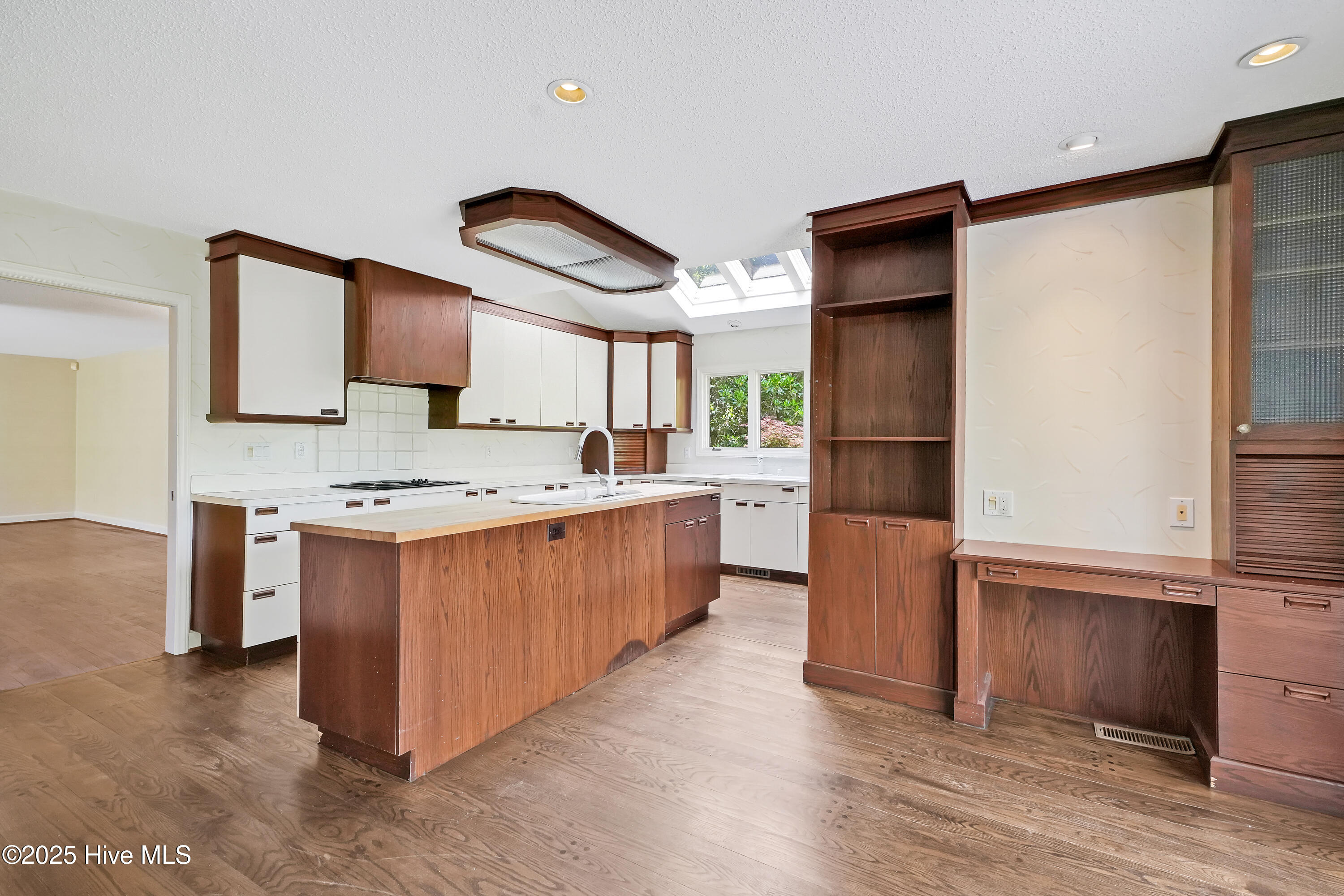 906RobertELeeDrive-15