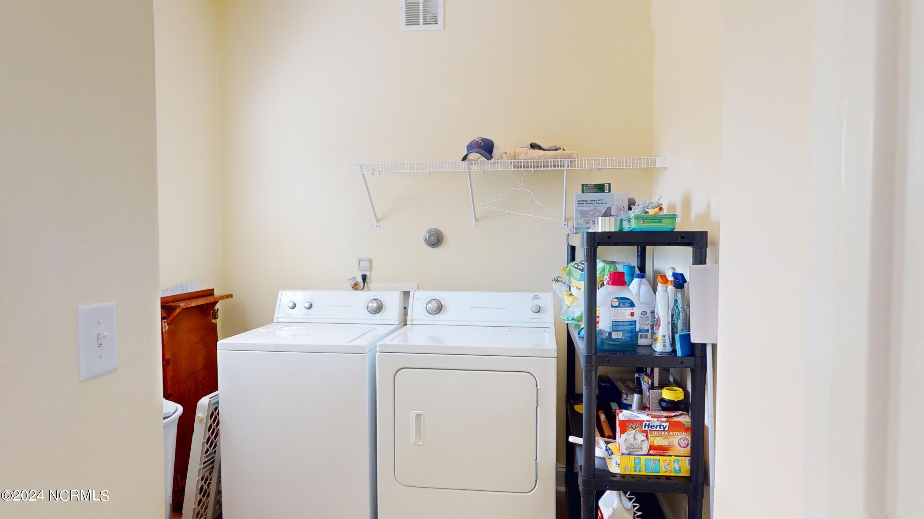 100469557 | Photo 22