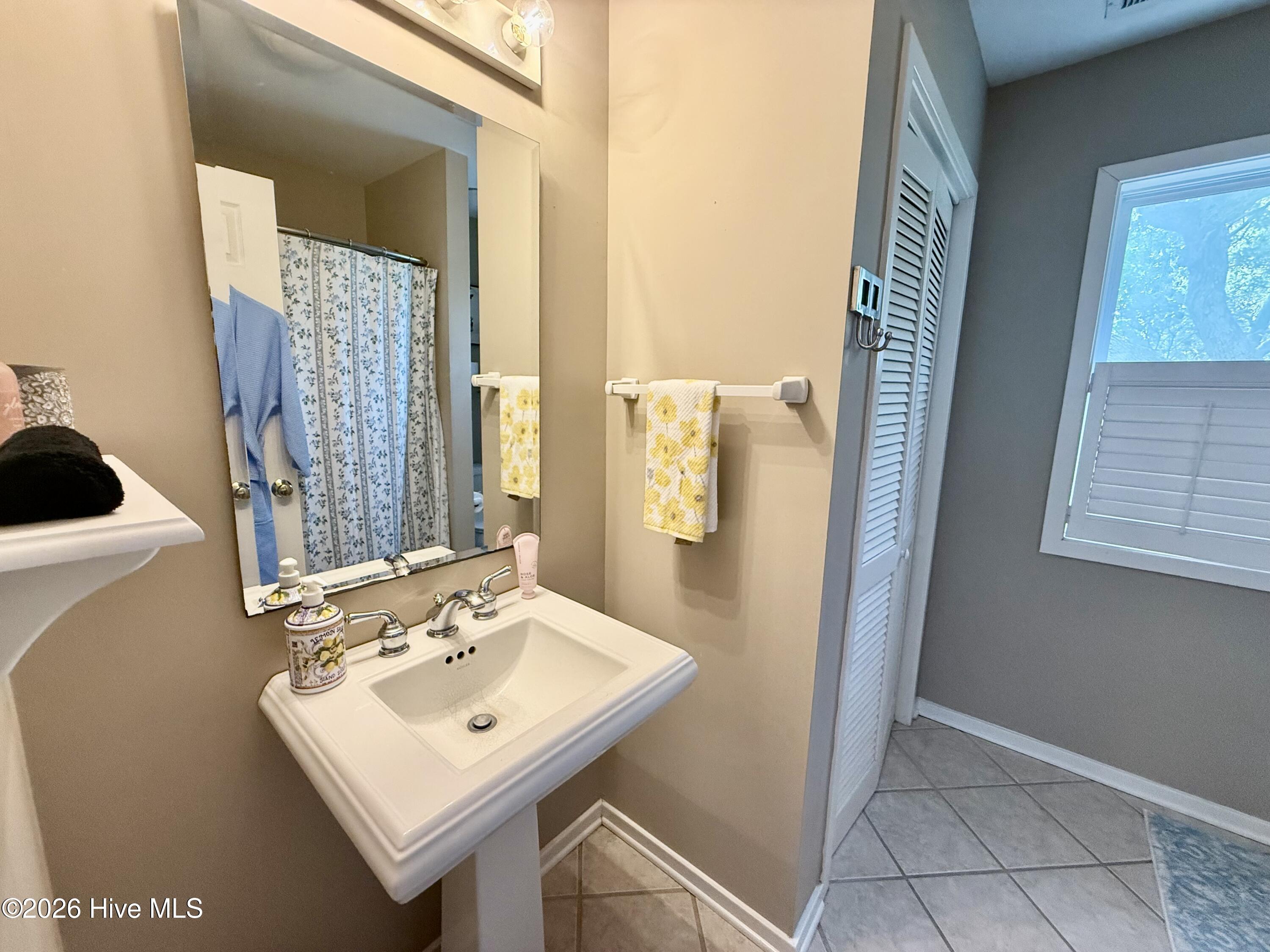 2807 Arendell Street,Morehead City