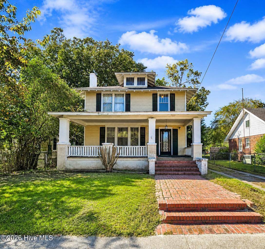 Single family home for sale at 313 S Dyer St, Elizabeth City, NC 27909 | MLS# 100608972