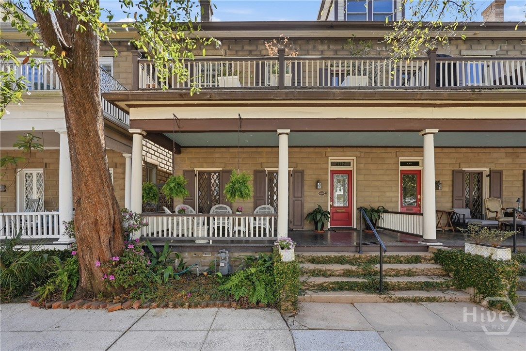 407 Hall, Savannah, Georgia, 4 Bedrooms Bedrooms, 0 ,4 BathroomsBathrooms,Townhouse,For sale,Hall,SA351642