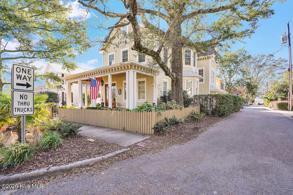 100543554 | Photo 30