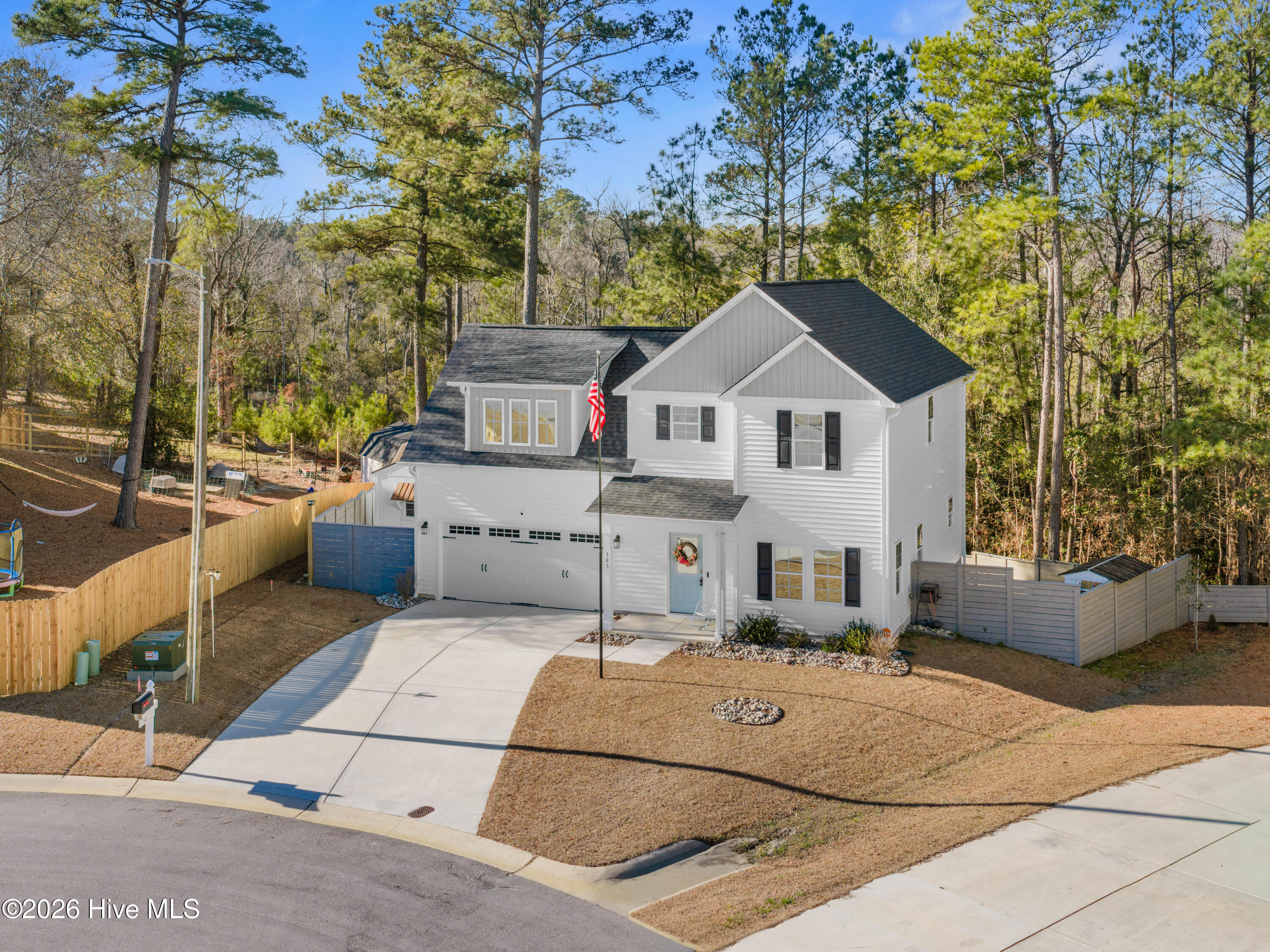 100549513 | Photo 62