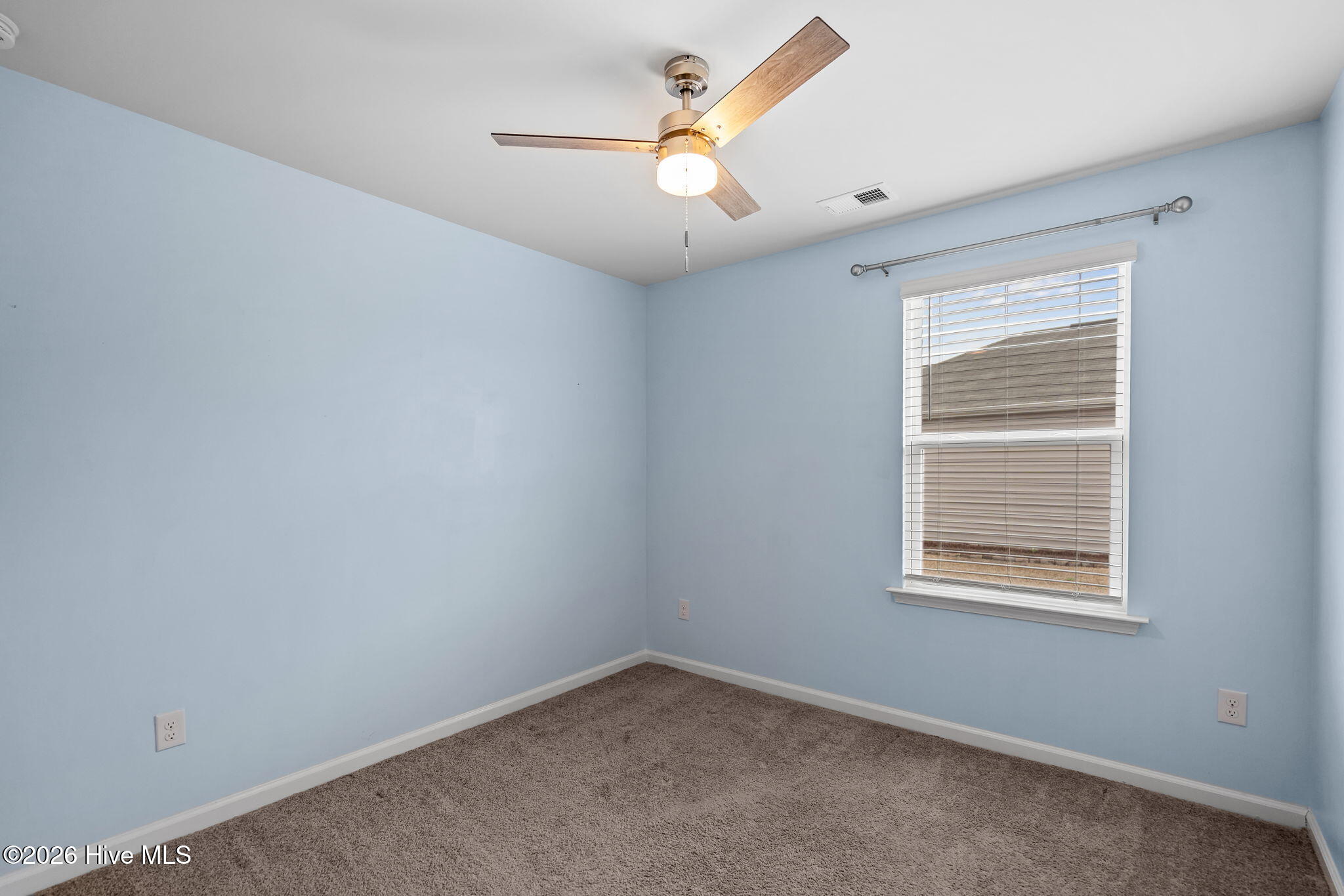 100555354 | Photo 21