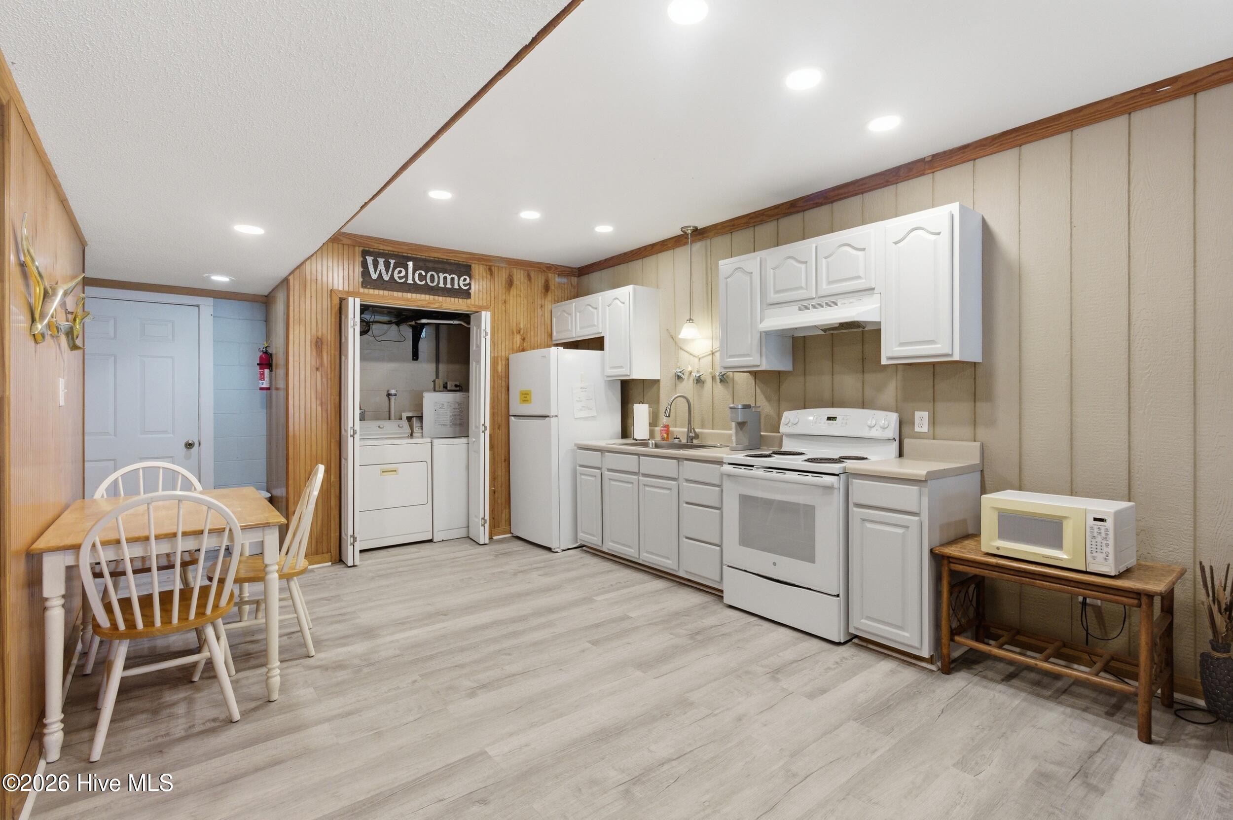 360 Island Road,Harkers Island