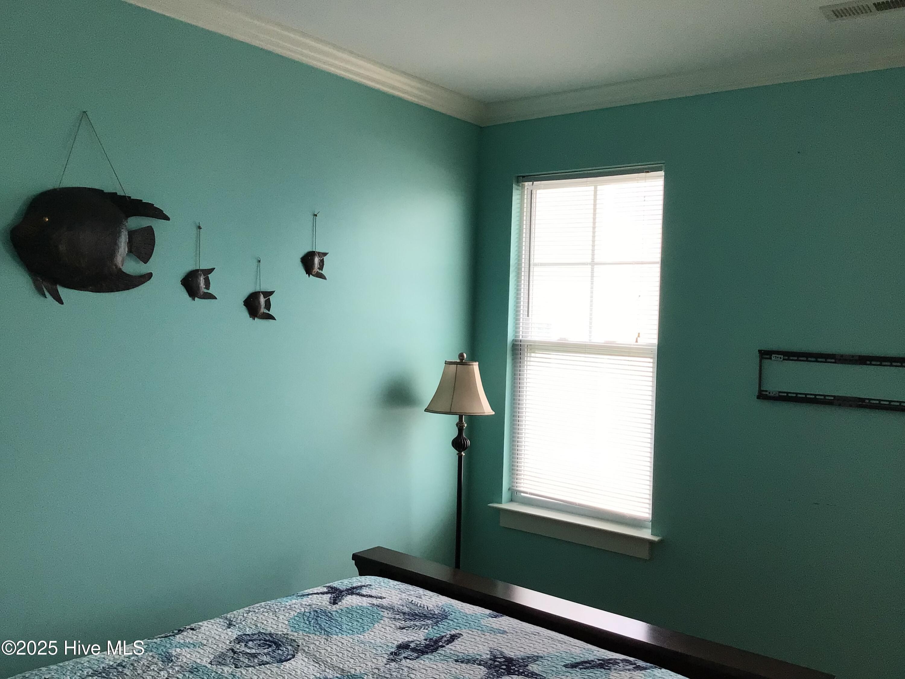 100508698 | Photo 23