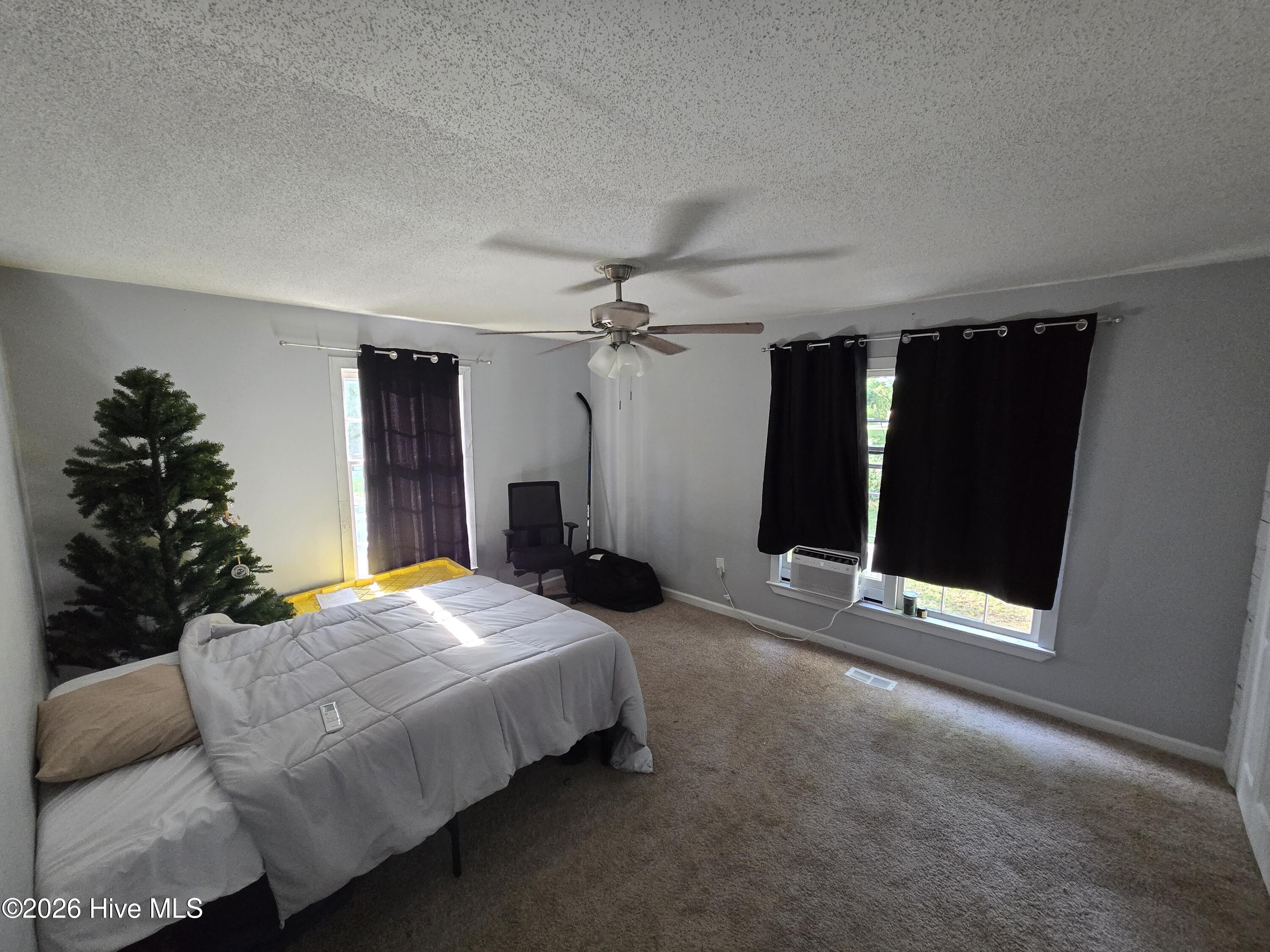 Undisclosed Address, Richlands, NC, 28574