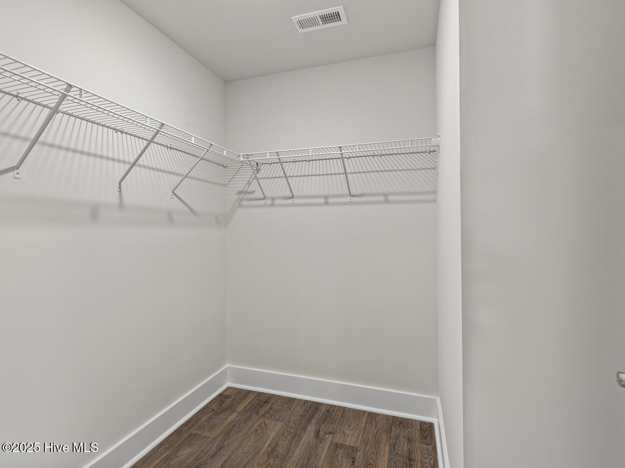 100530174 | Photo 20