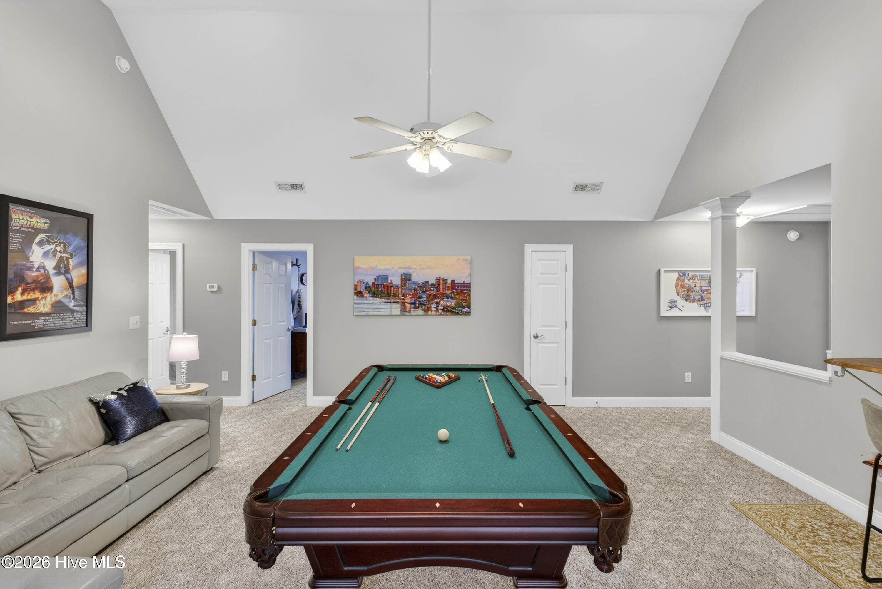 100557887 | Photo 37