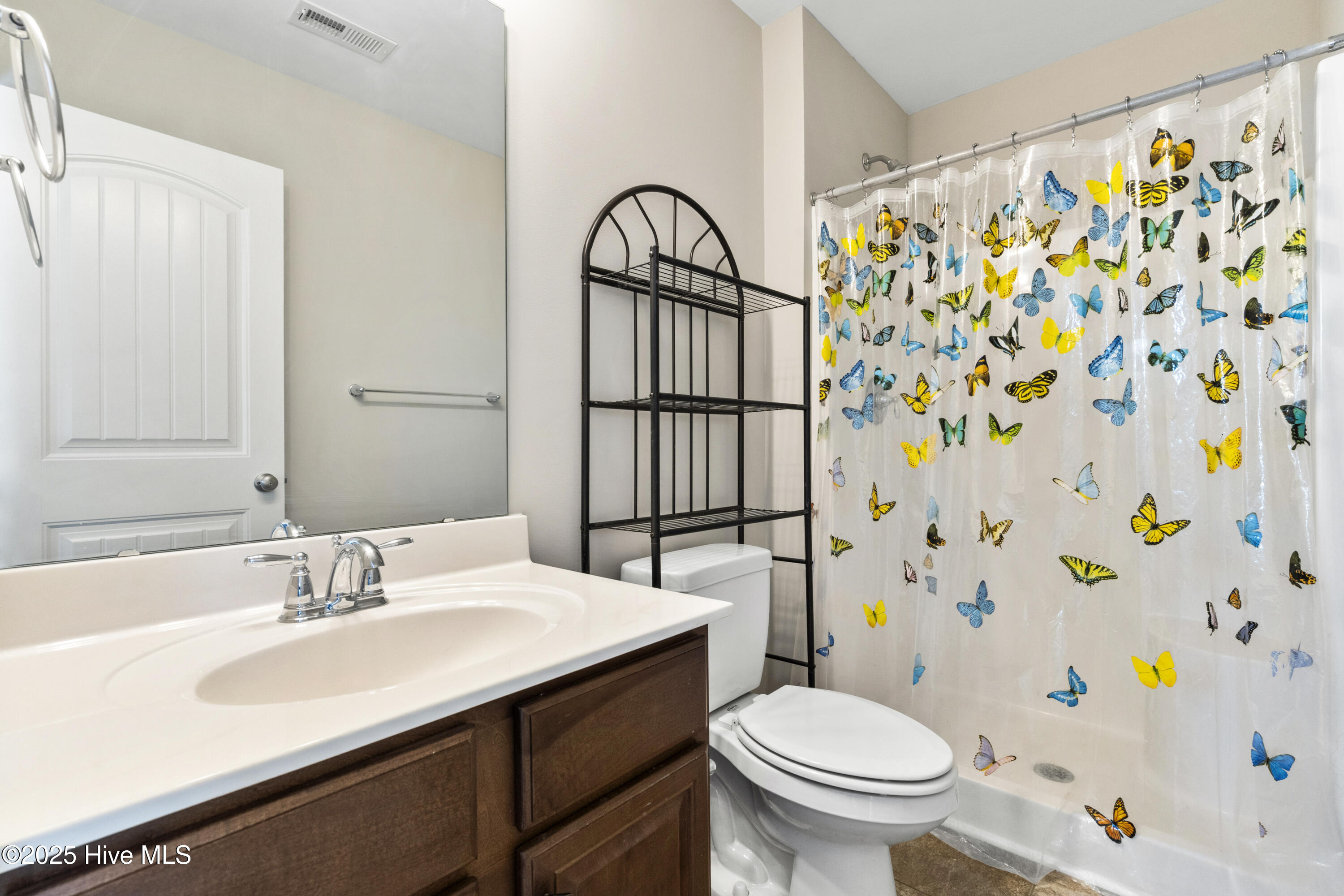 100523532 | Photo 43