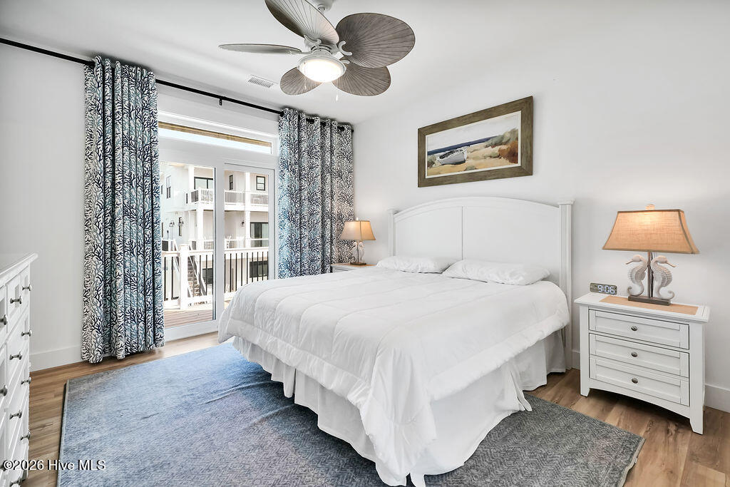 100560016 | Photo 18