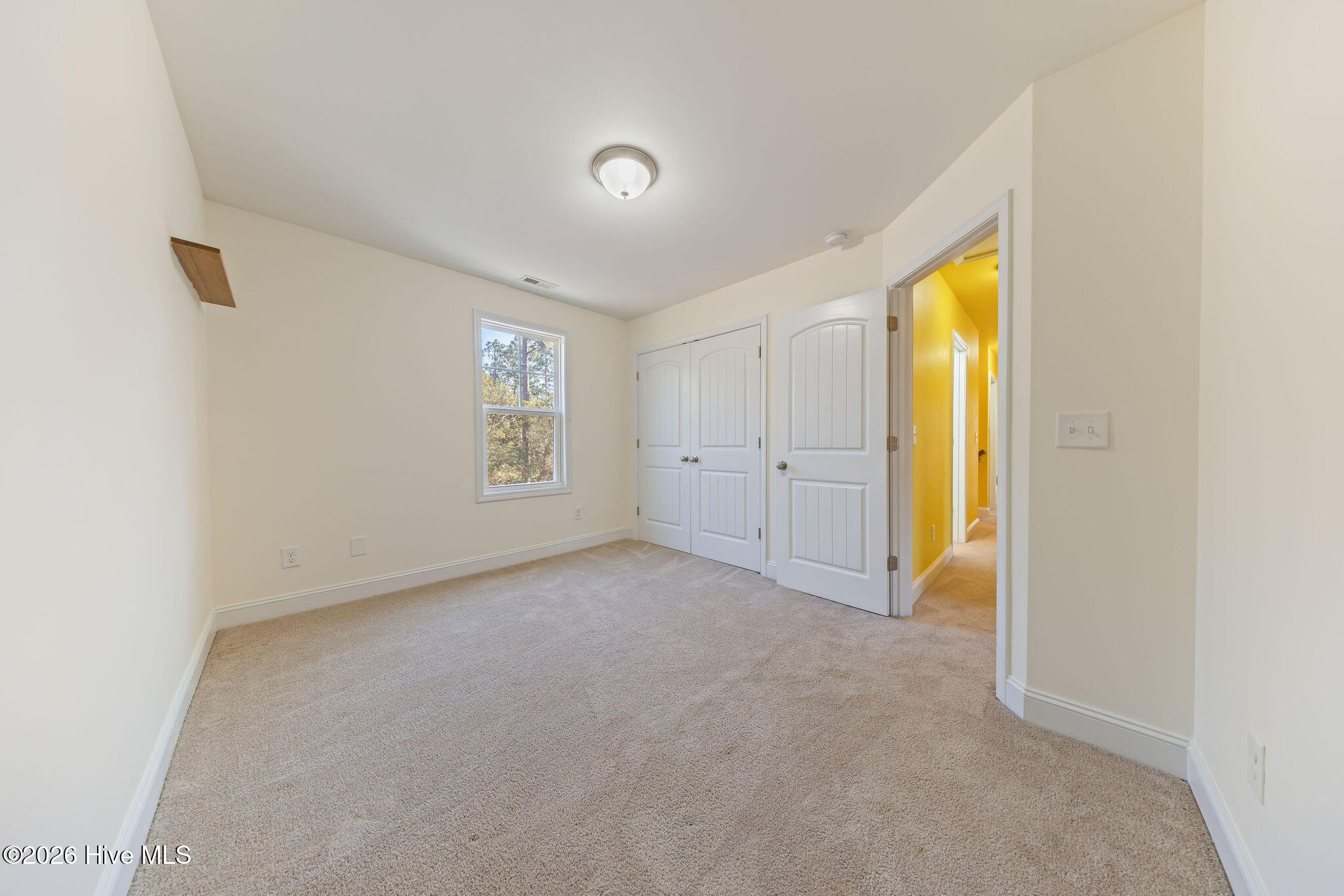 100548283 | Photo 23