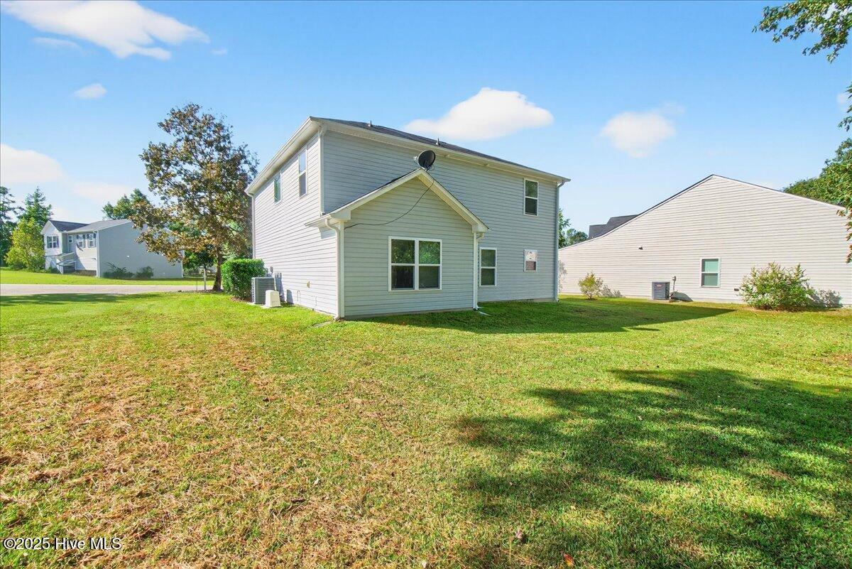 100537745 | Photo 34