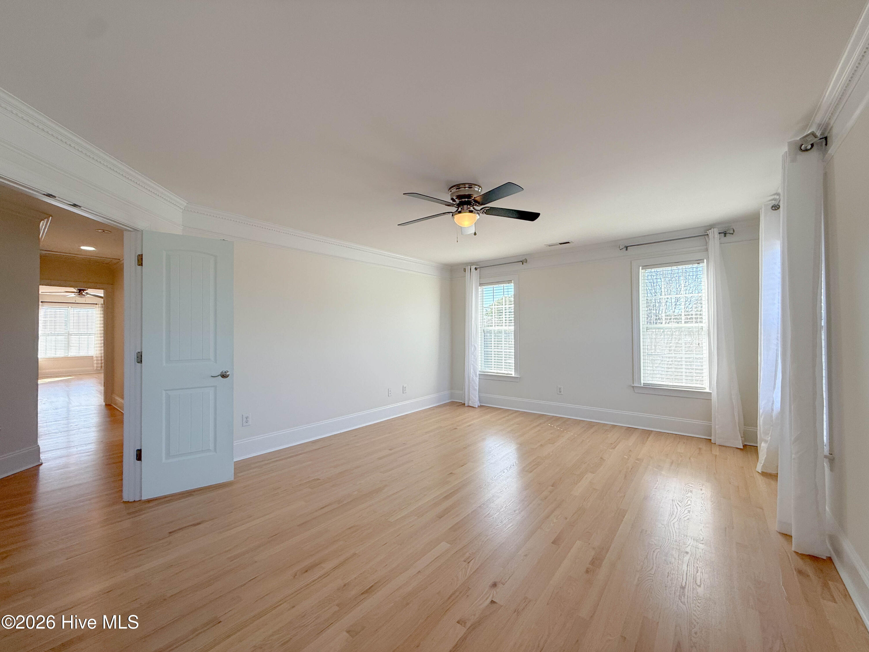 100550265 | Photo 73