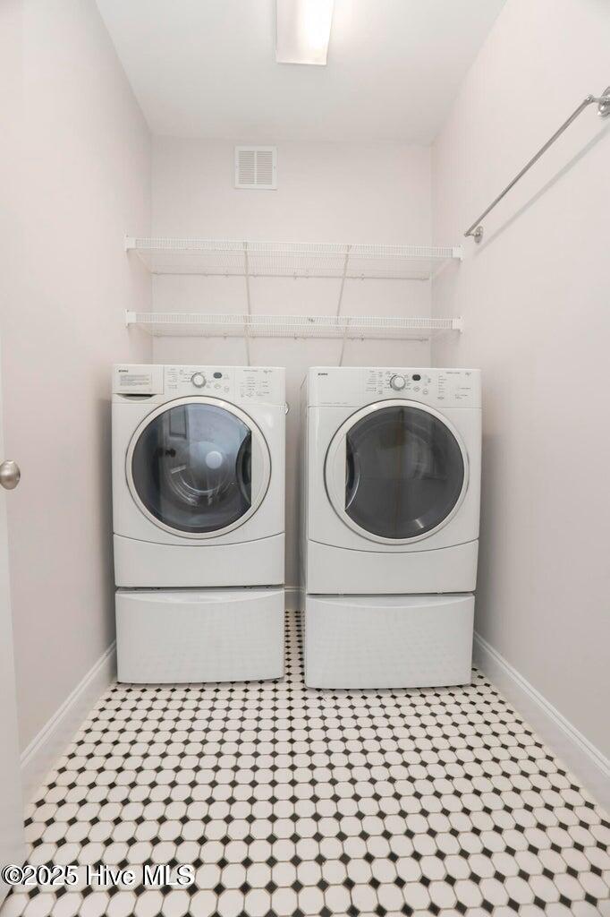 100534636 | Photo 18