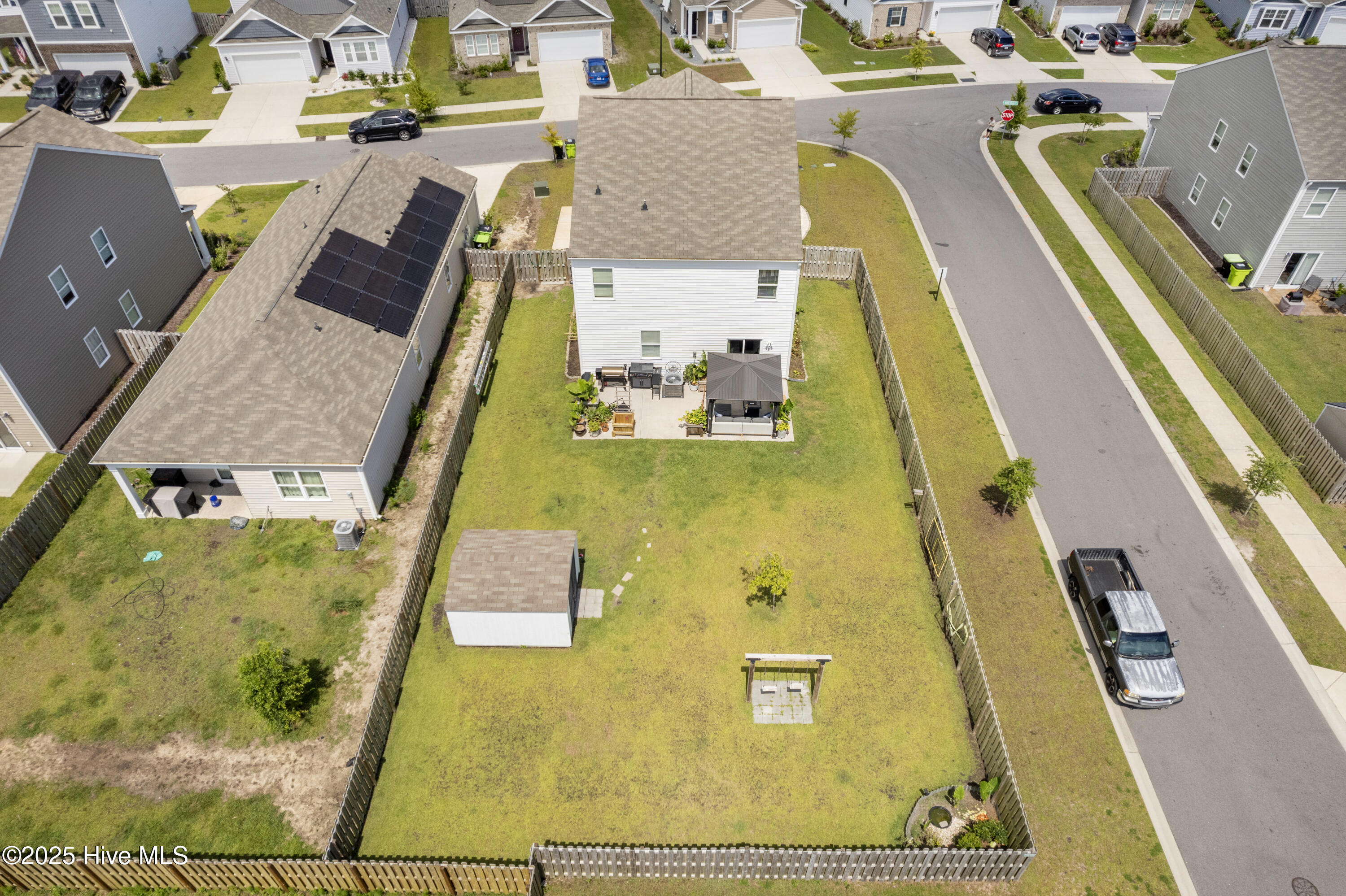 100518788 | Photo 37