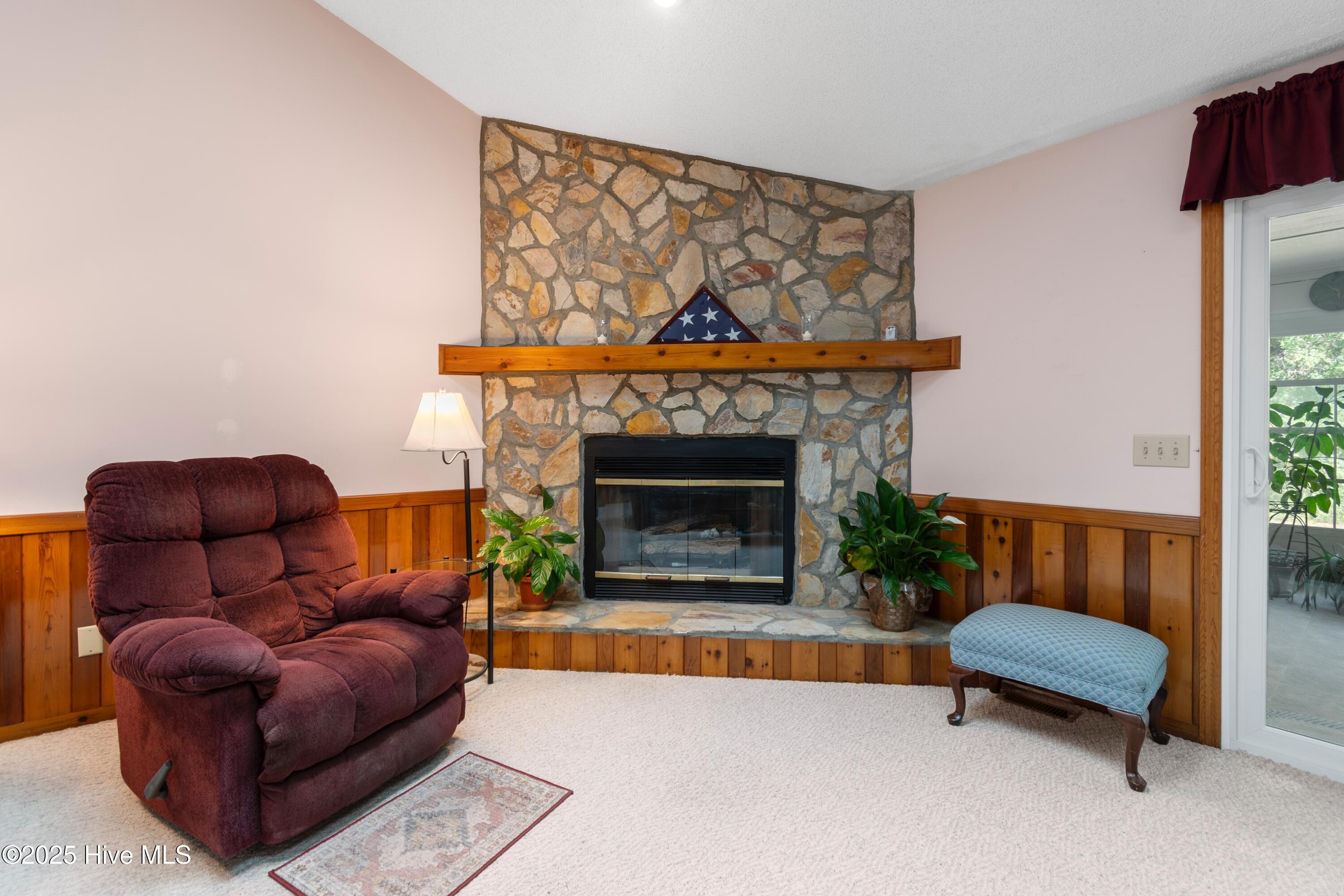 100533822 | Photo 28