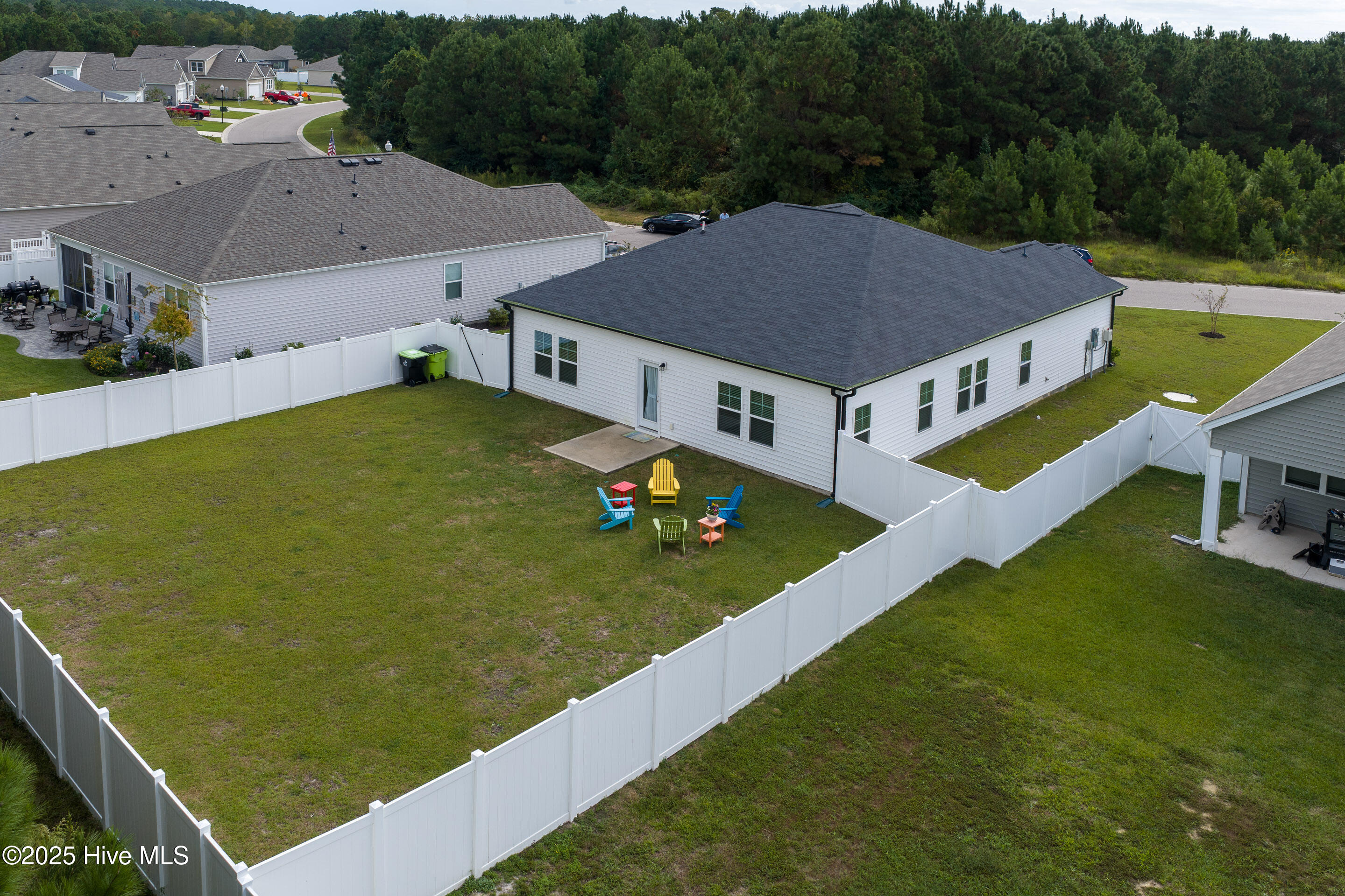 100535535 | Photo 28