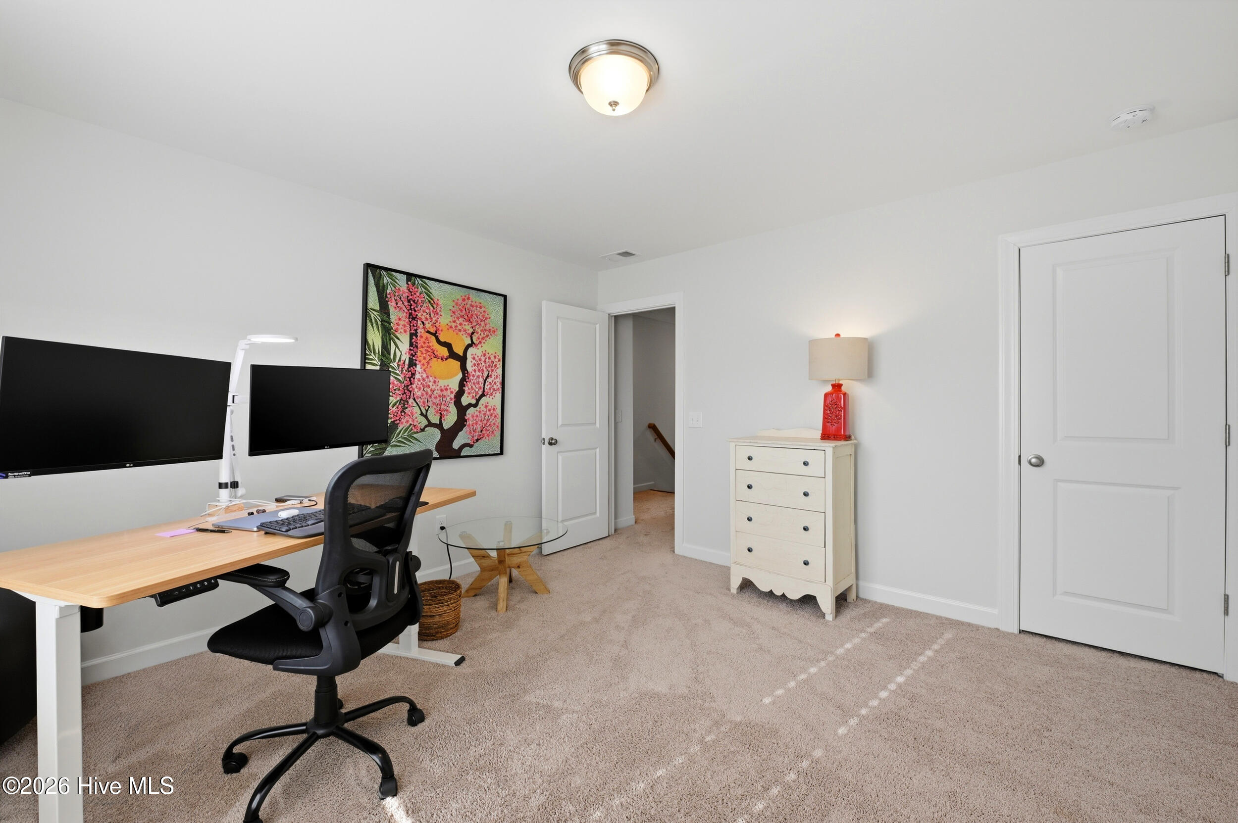 100562776 | Photo 27