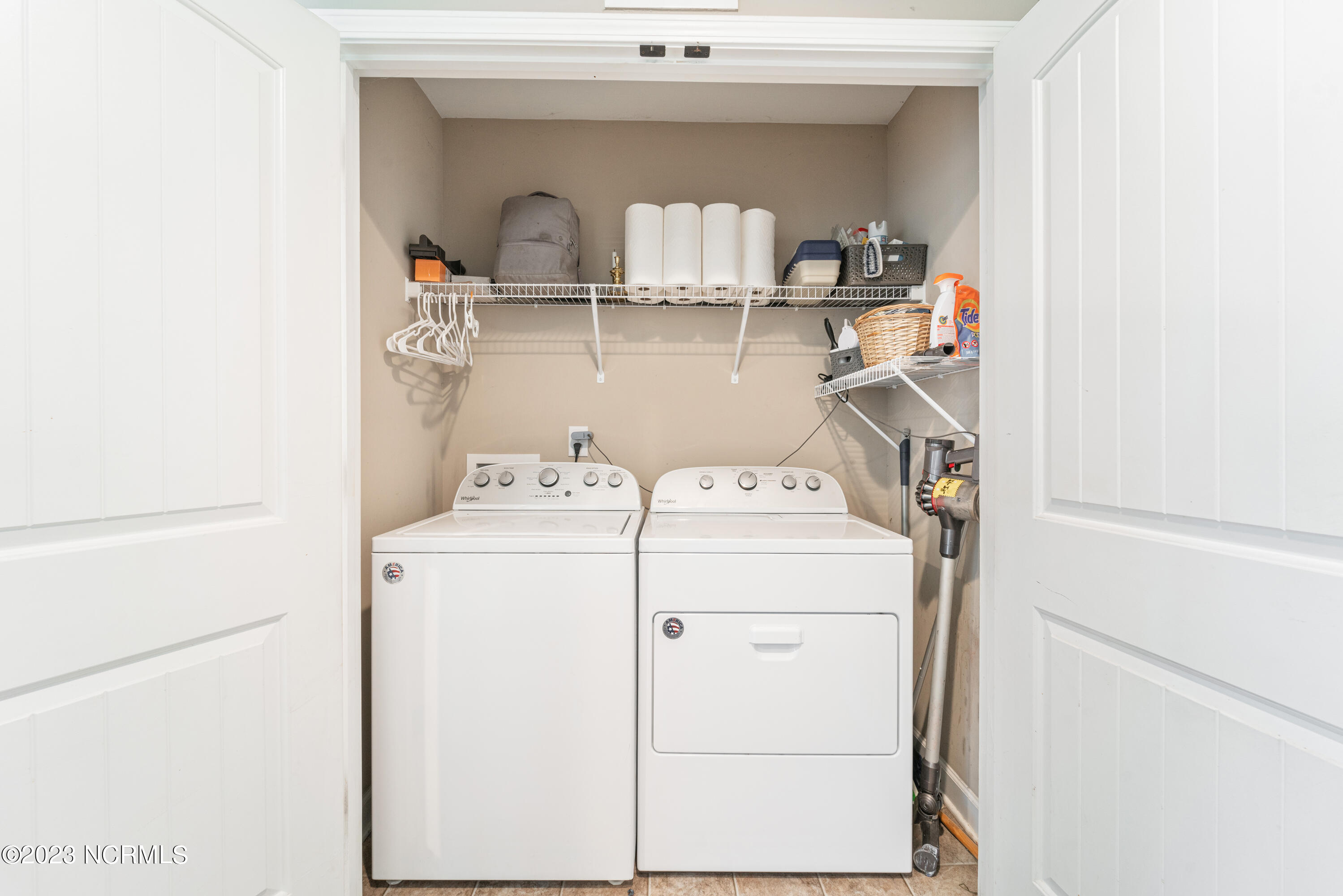 100514781 | Photo 19