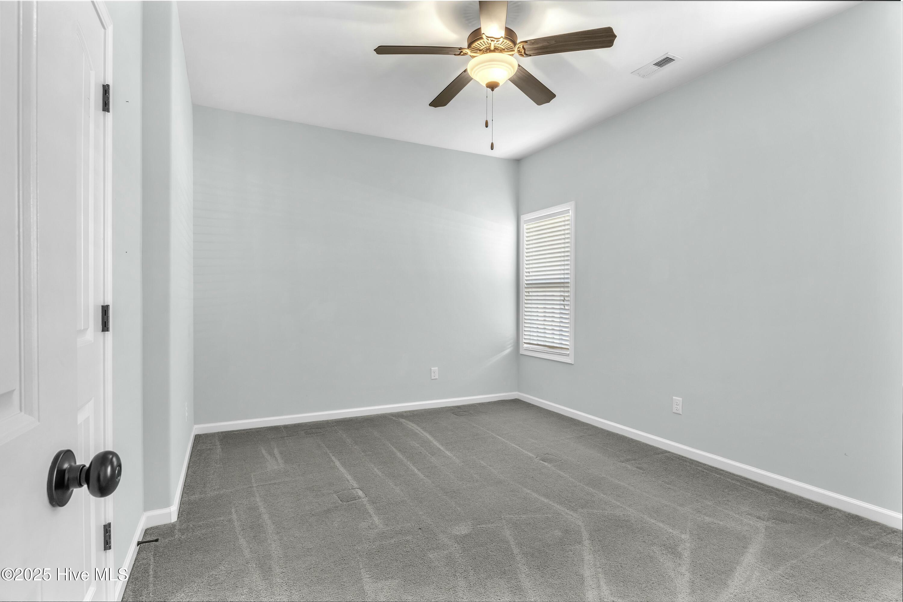 100489569 | Photo 28