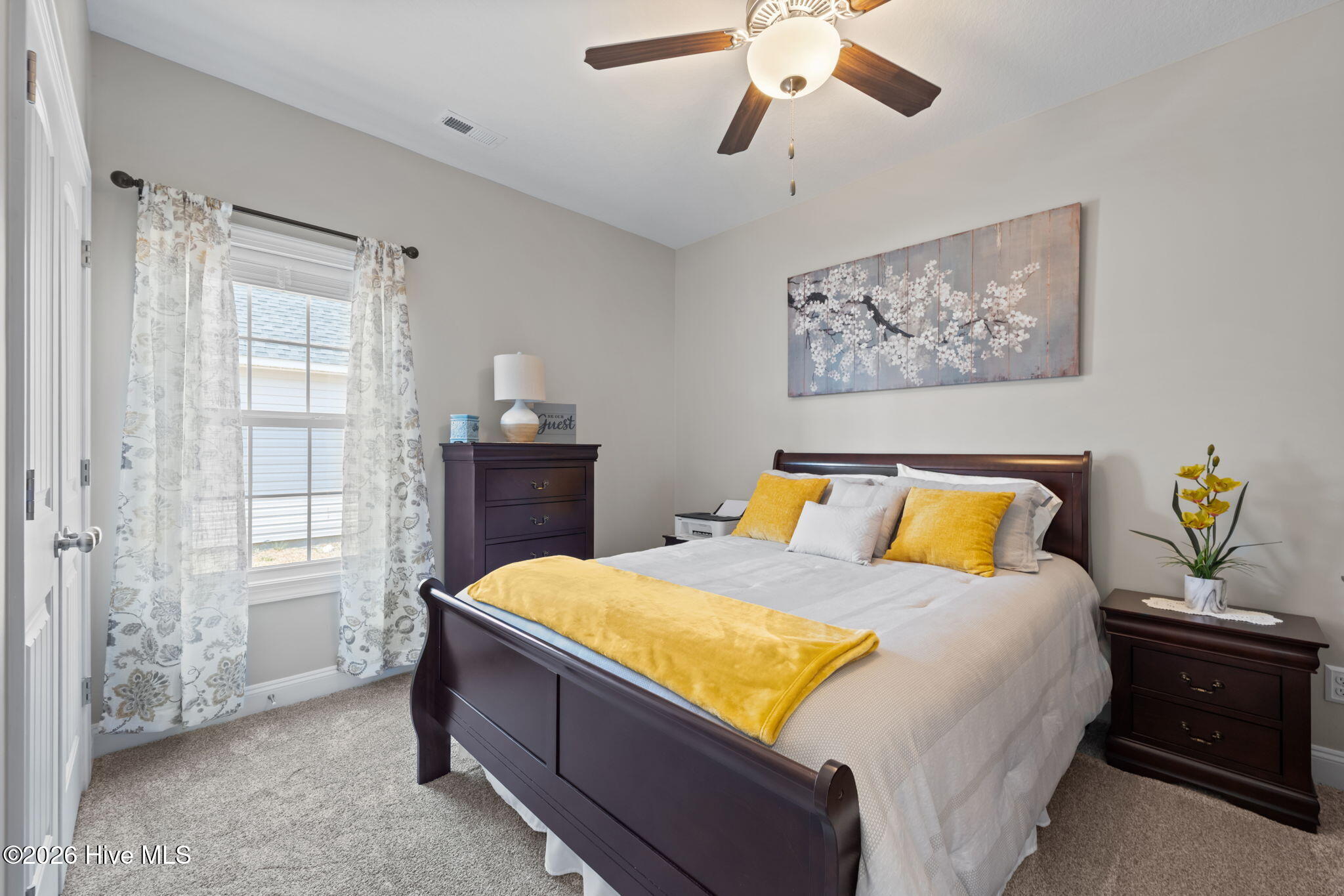 100559692 | Photo 17