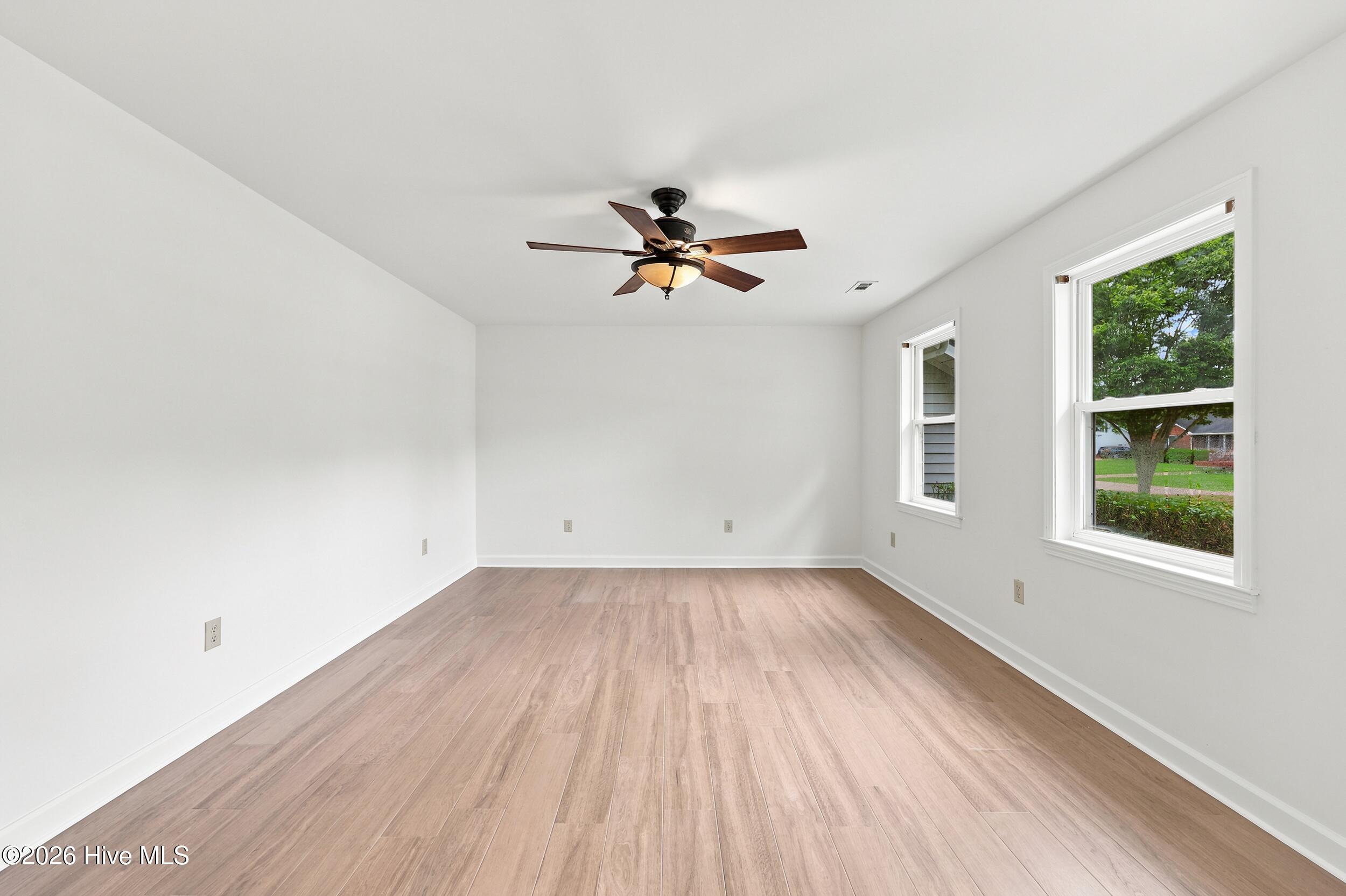 4th image of 102 Troy Dr, Elizabeth City, NC 27909 | MLS# 100589486