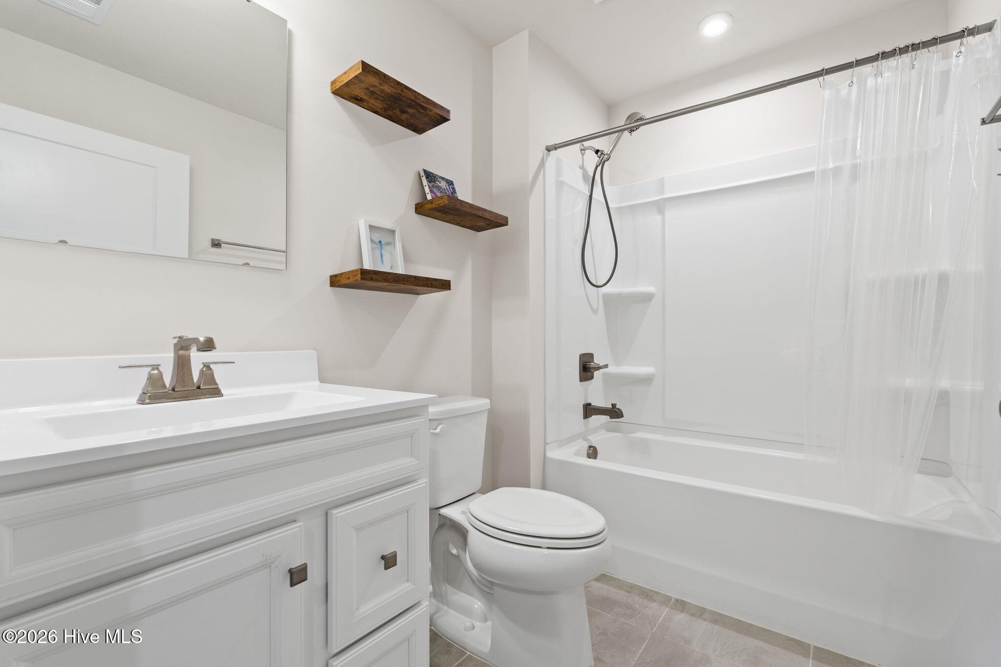 100564304 | Photo 22